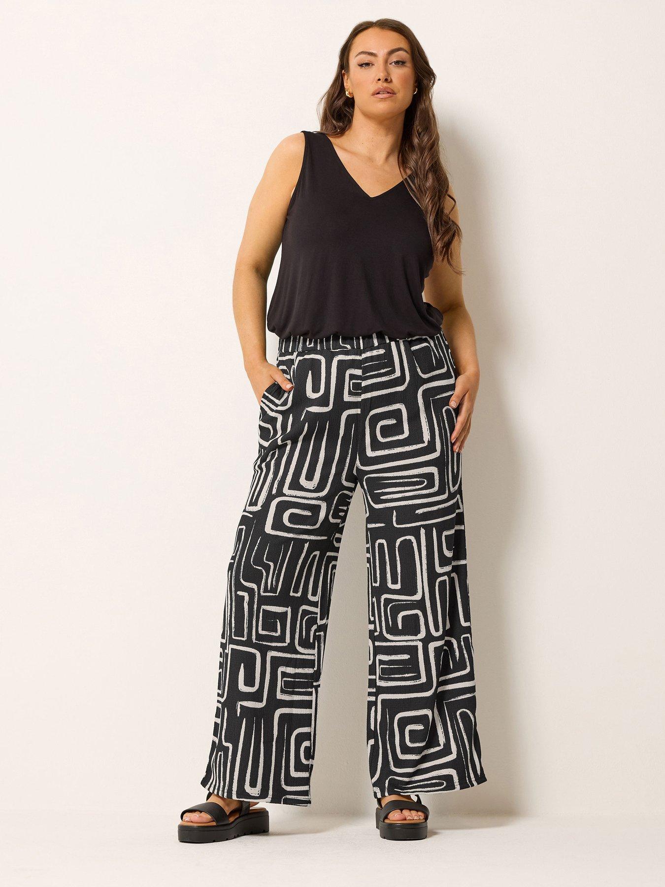 Image 3 of 5 of Yours Curve Crinkle Wide Leg Co Ord