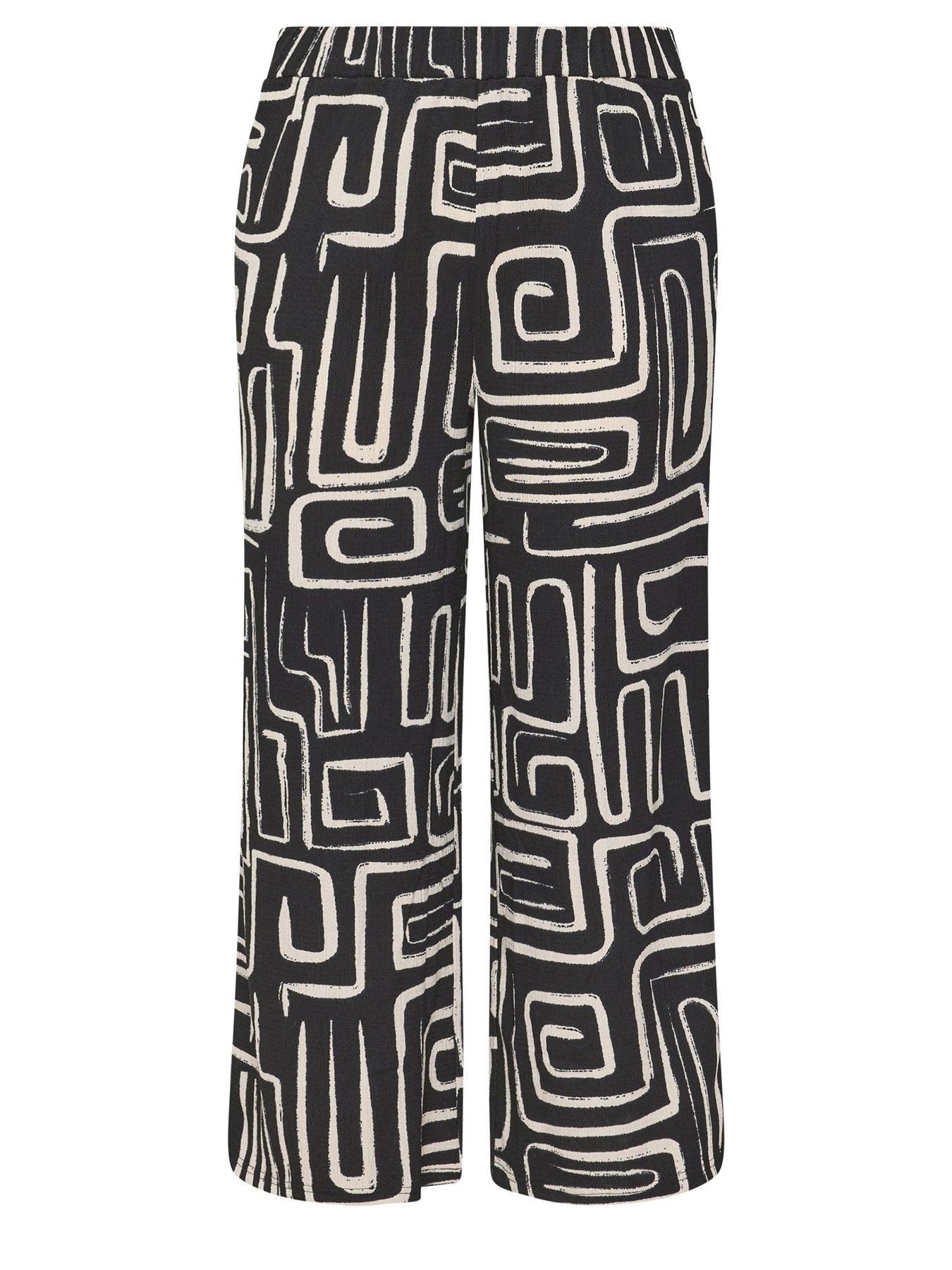 Image 5 of 5 of Yours Curve Crinkle Wide Leg Co Ord