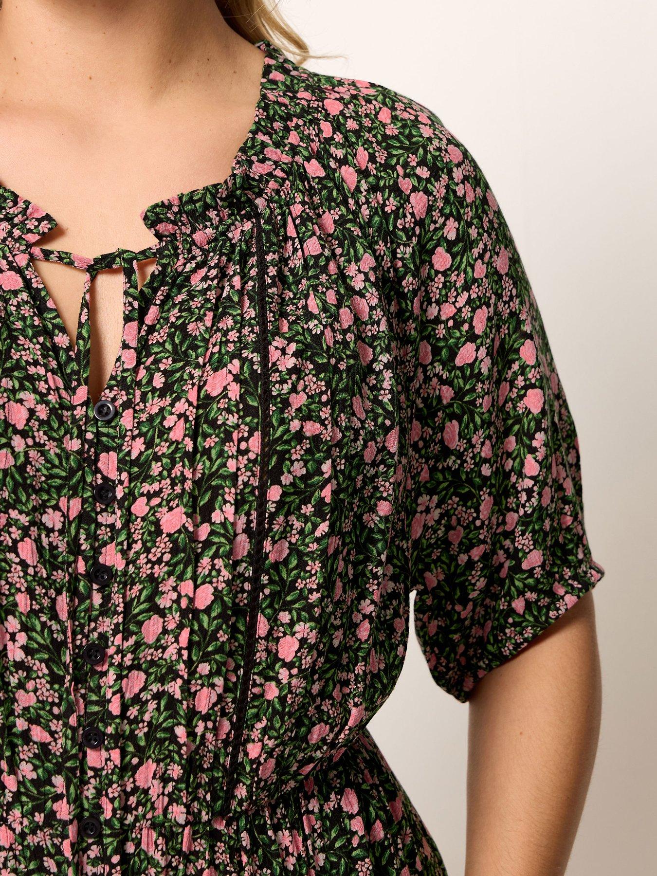 Image 4 of 5 of Yours Curve Gypsy Pintuck Short Sleeve Dress