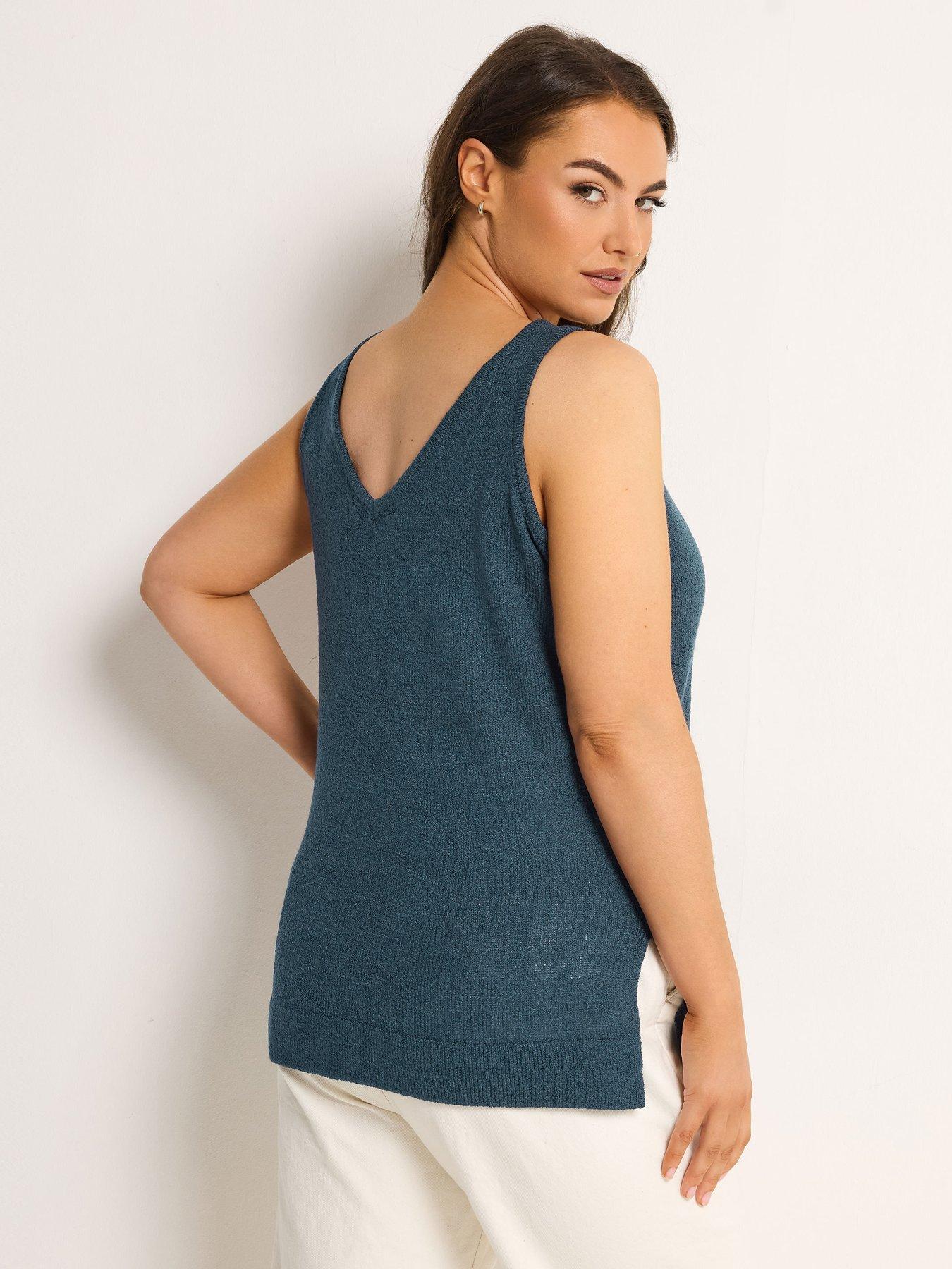 Image 2 of 5 of Yours Curve Smiling Yarn Vest