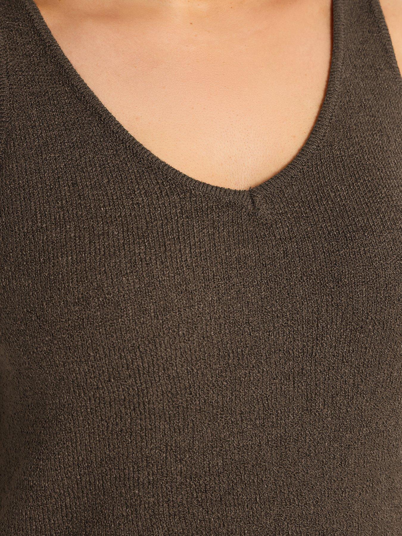 Image 4 of 5 of Yours Curve Smiling Yarn Vest