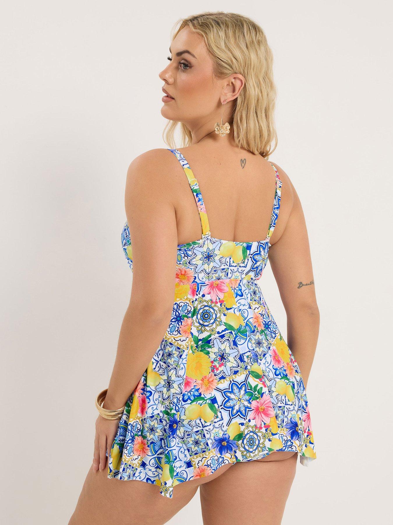 Image 2 of 5 of Yours Curve Tile Print Hanky Hem Tankini Top&nbsp;- White/Blue