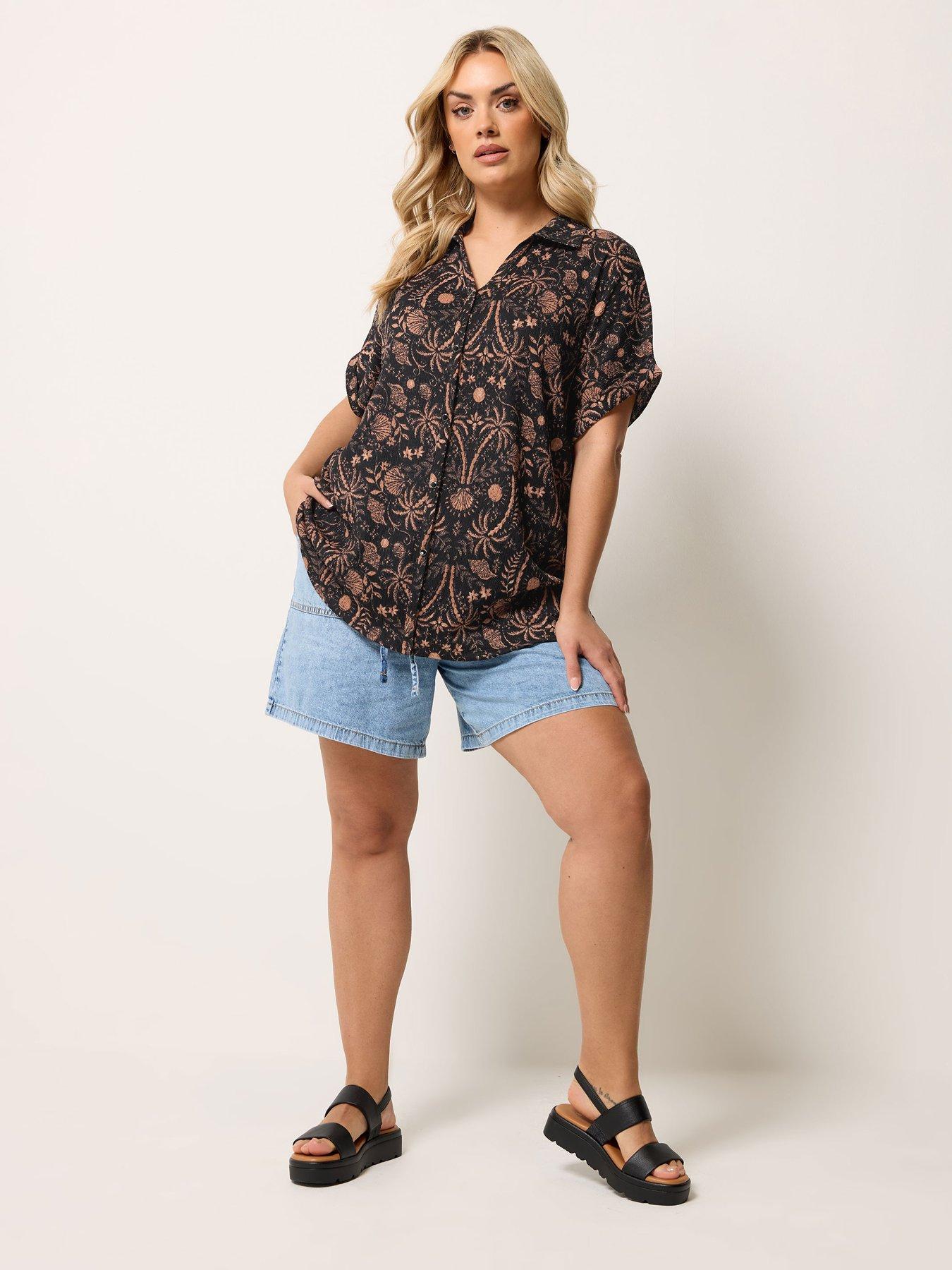 Image 3 of 5 of Yours Curve Grown On Boxy Shirt