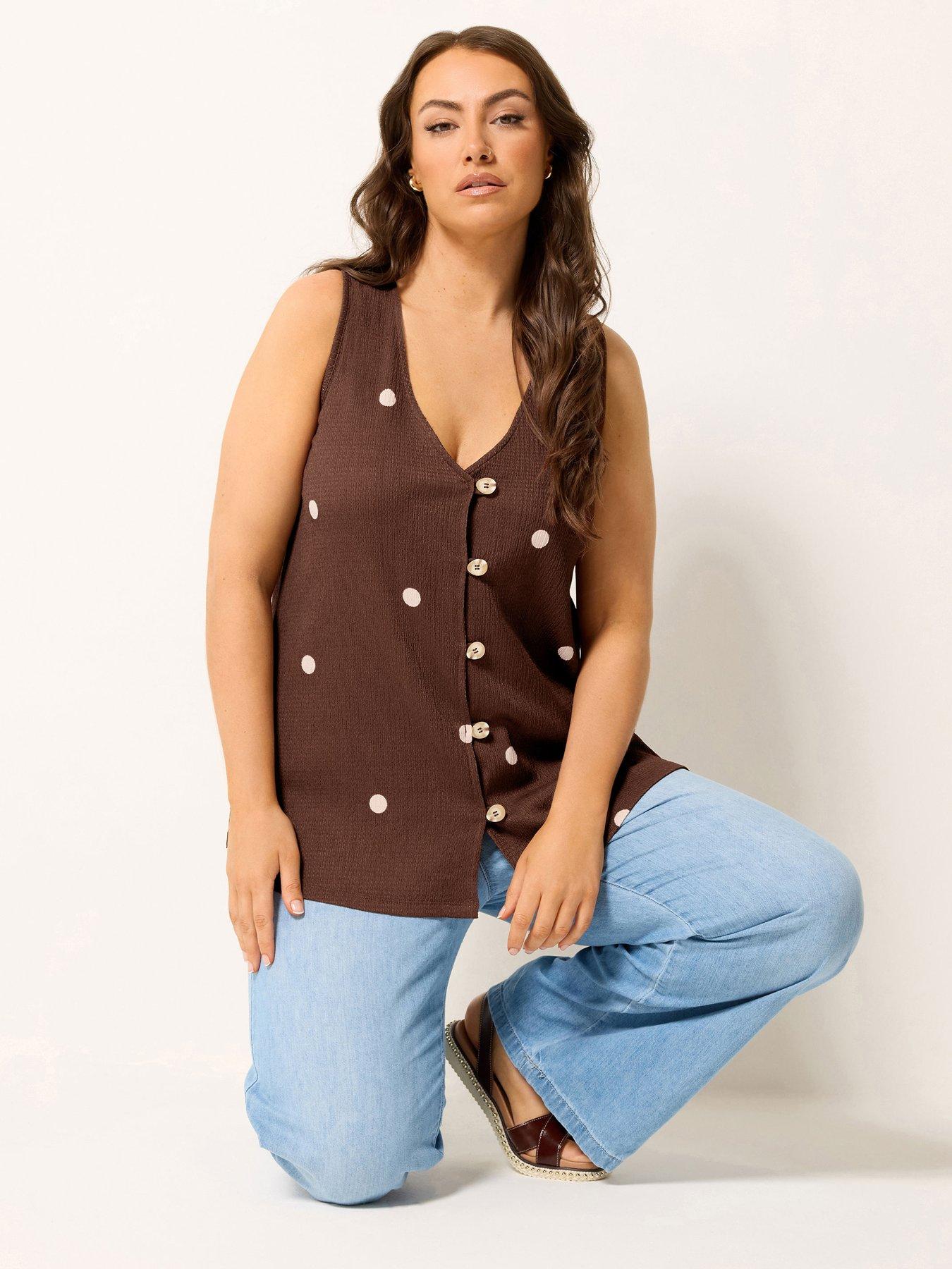 Image 1 of 5 of Yours Curve Textured Waistcoat - Brown
