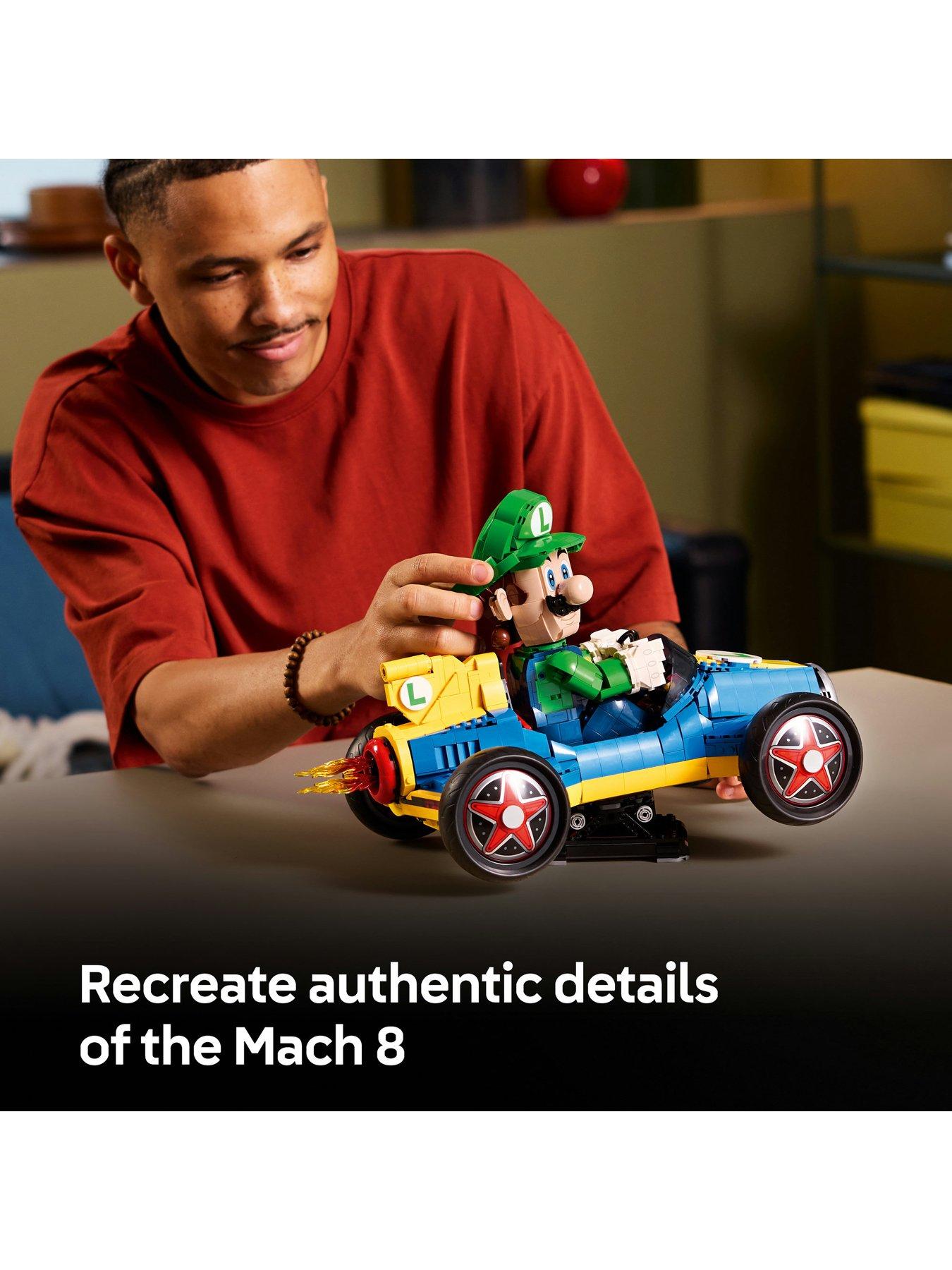 Image 3 of 8 of LEGO Super Mario Mario Kart&trade; &ndash; Luigi &amp; Mach 8 Set 72050