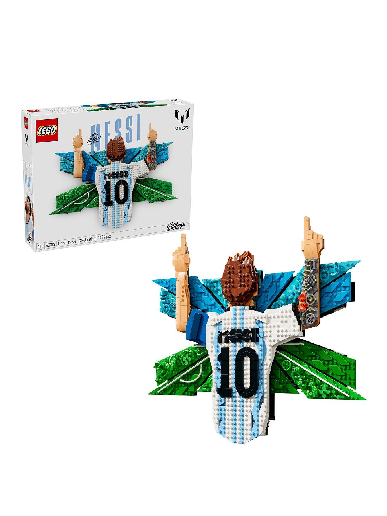 LEGO Editions Lionel Messi – Celebration Building Set 43018