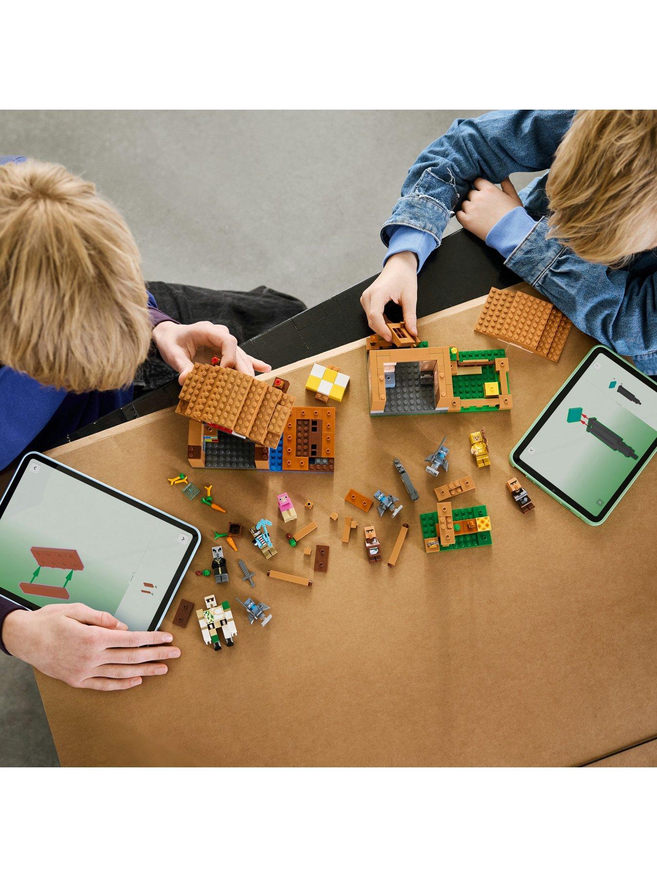 Image 5 of 8 of LEGO Minecraft Evoker Village Attack&nbsp;21596