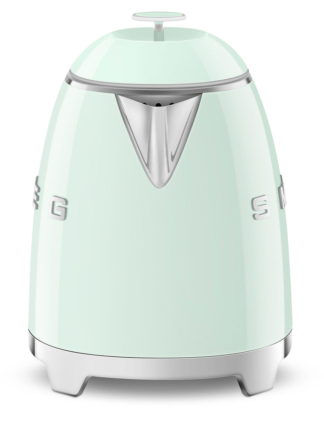 Image 2 of 6 of Smeg Retro Kettle, Anti-Slip, 0.8L, Auto Shut Off -&nbsp;Pastel Green