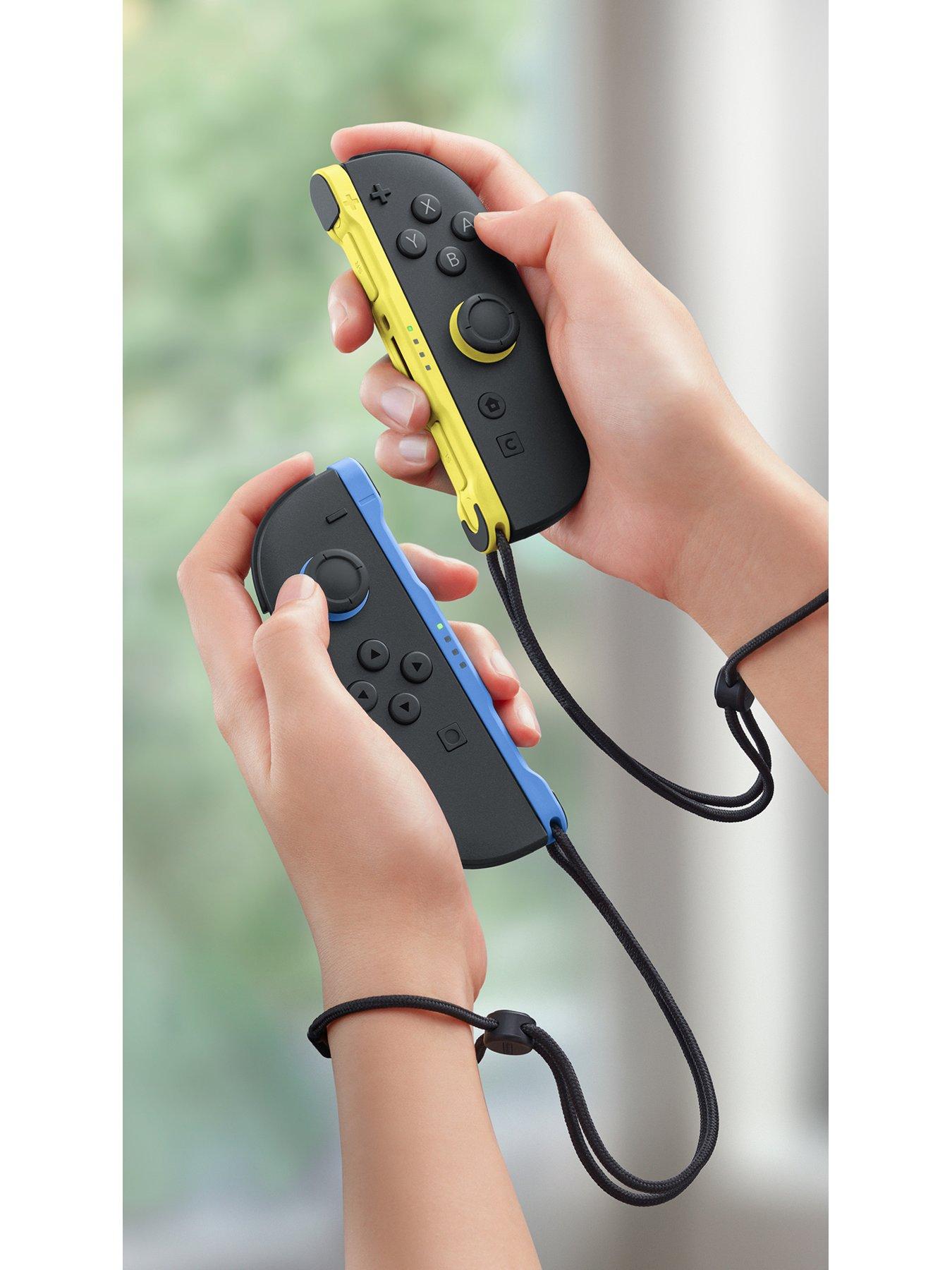 Image 4 of 6 of Nintendo Joy-Con 2 Controllers&nbsp;(L)/(R) Blue / Light Yellow