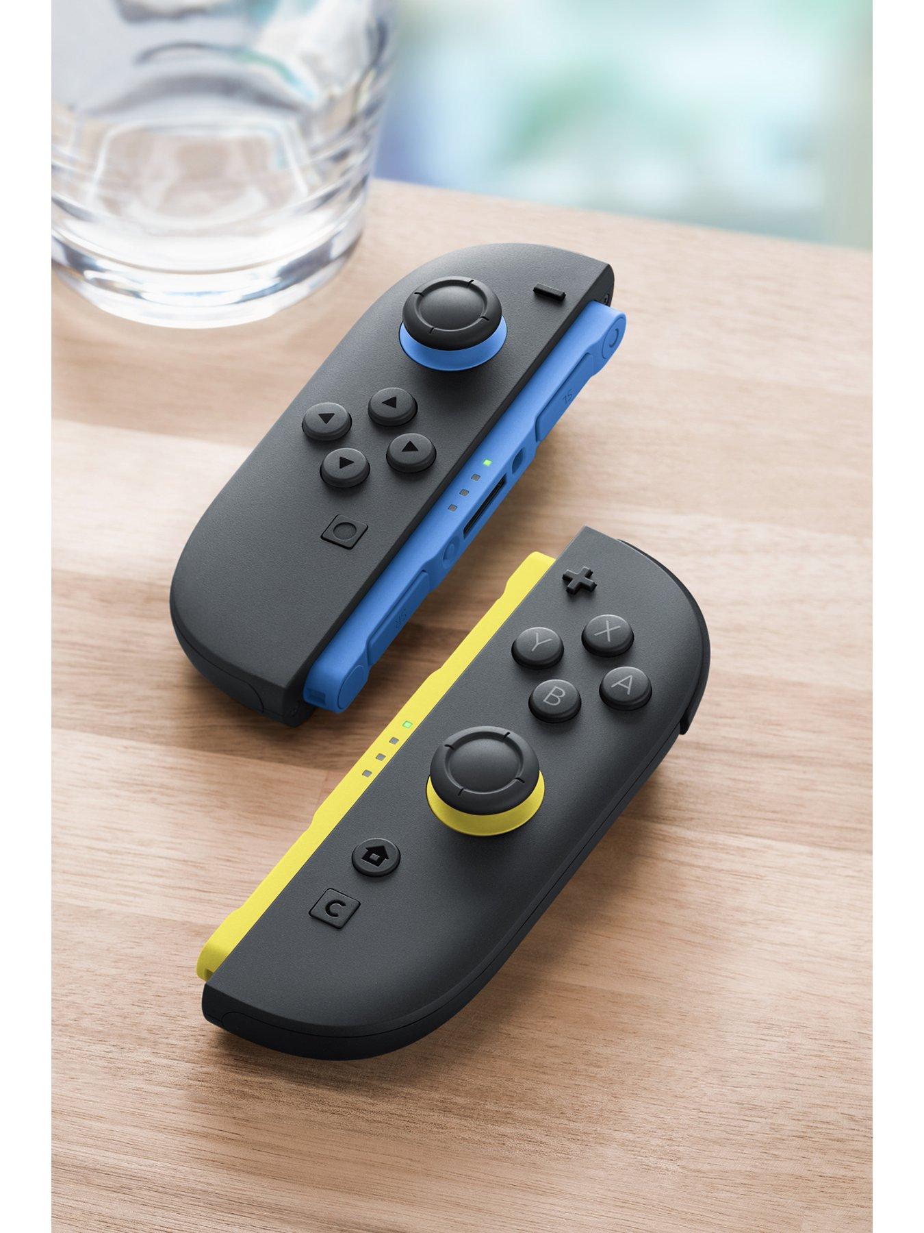 Image 5 of 6 of Nintendo Joy-Con 2 Controllers&nbsp;(L)/(R) Blue / Light Yellow