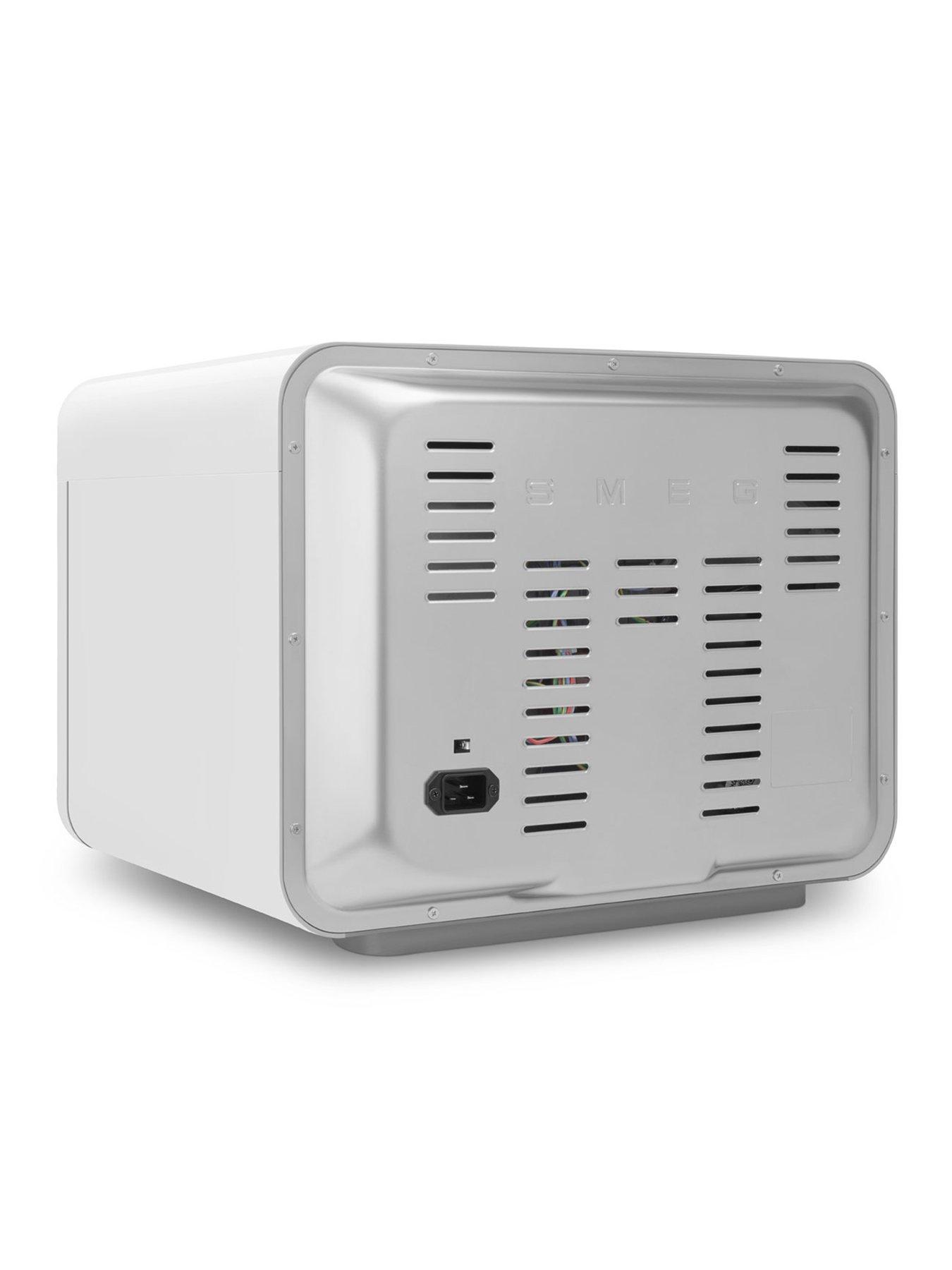 Image 5 of 6 of Smeg 10-in-1 Multifunction Countertop Oven with Steam & Air Fry,  White