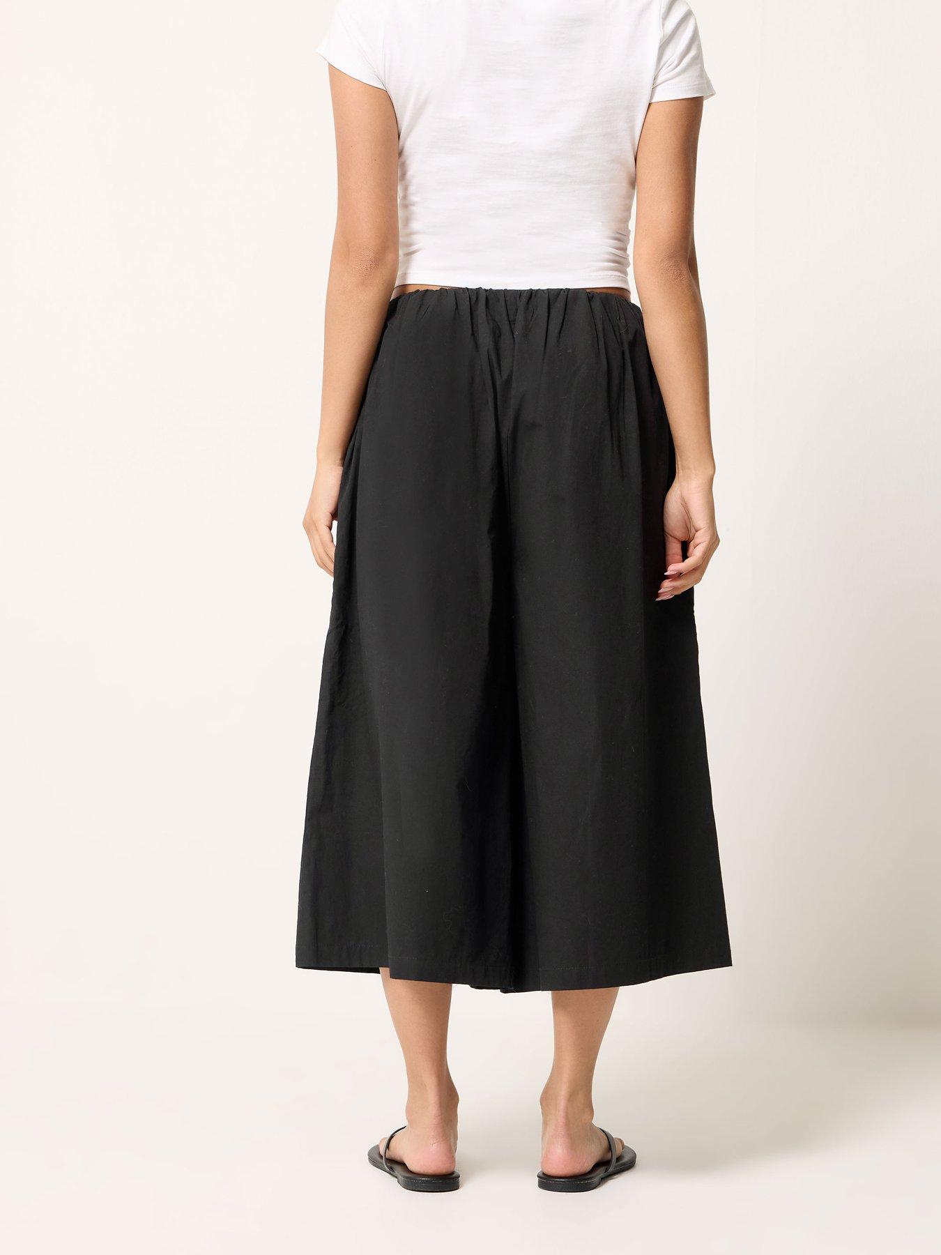 Image 2 of 5 of PixieGirl Petite Poplin Culotte - Black