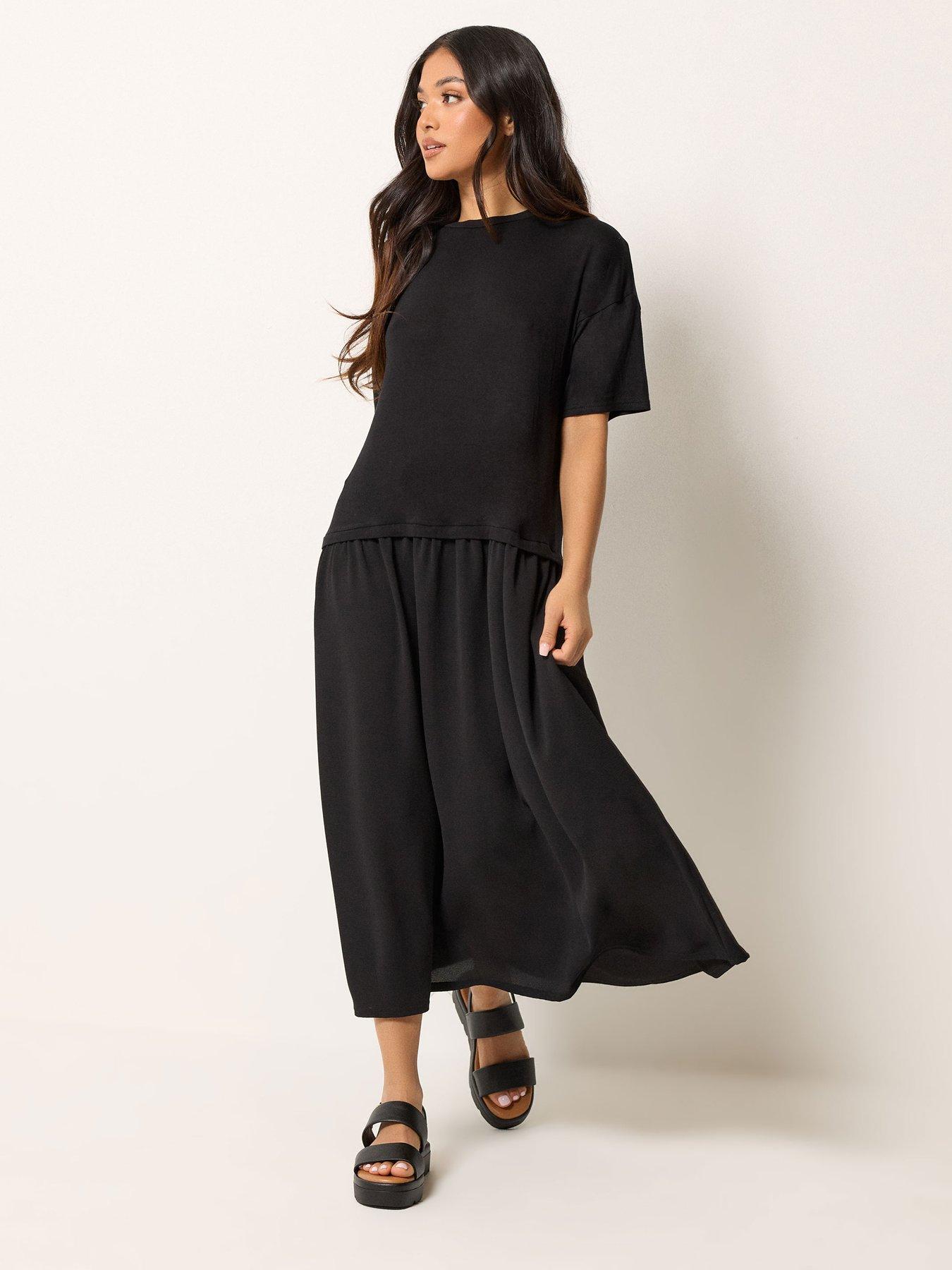 Image 3 of 5 of PixieGirl Petite Drop Waist Maxi Dress - Black