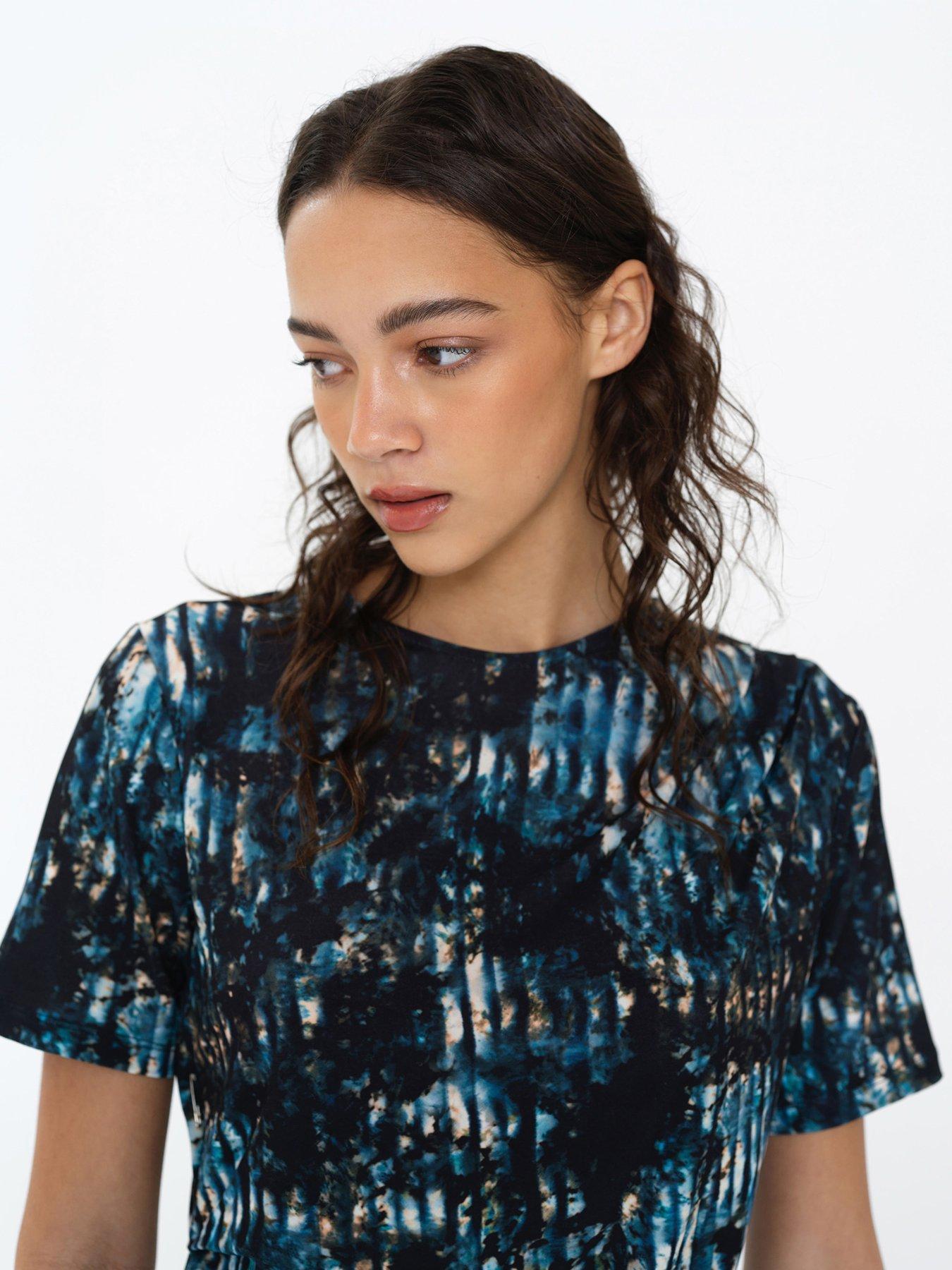 Image 4 of 5 of French Connection Tie-dye Crew Neck Short Sleeve Draped Top