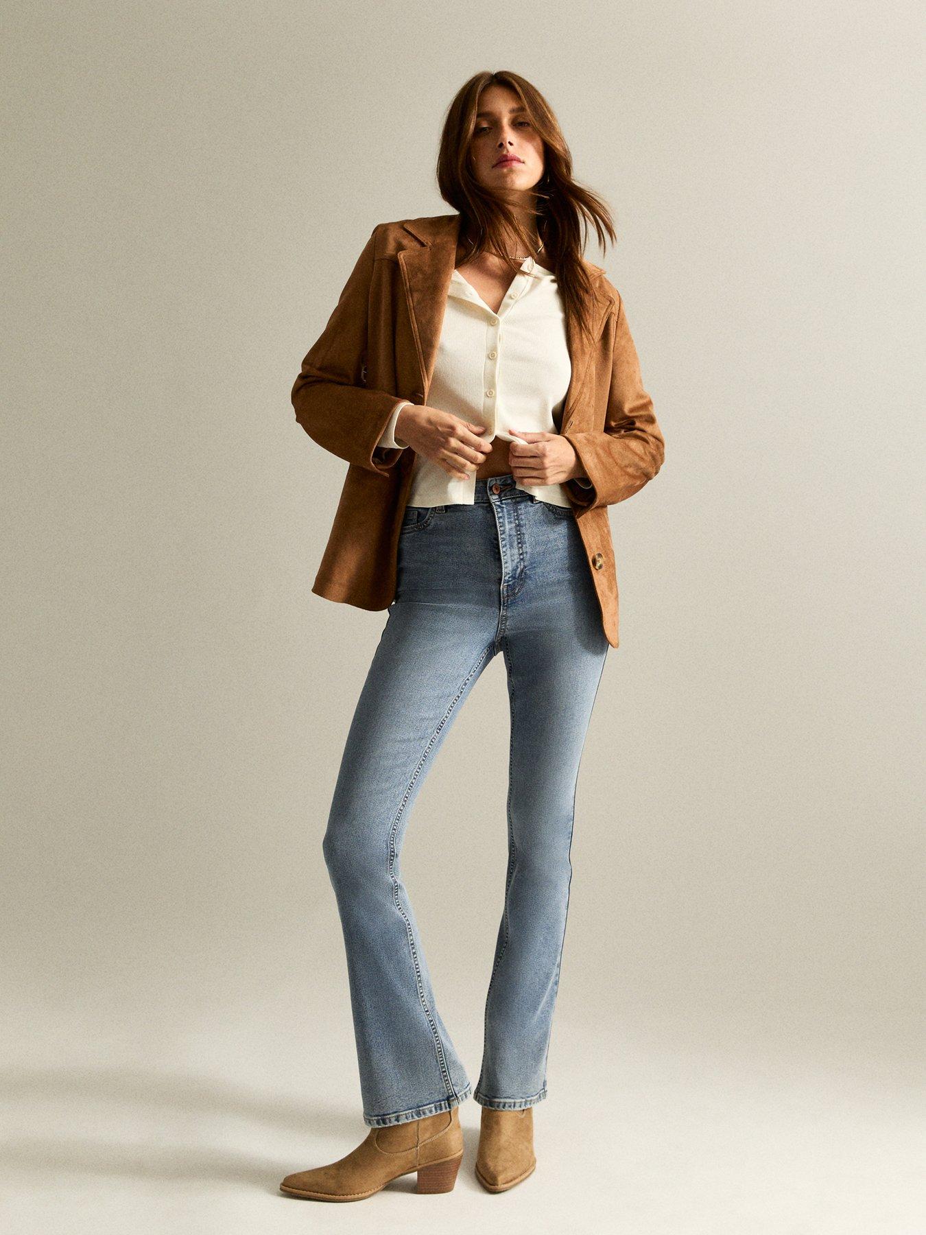 Image 3 of 7 of New Look Waist Enhance Quinn Bootcut Stretch Denim Jeans - Blue