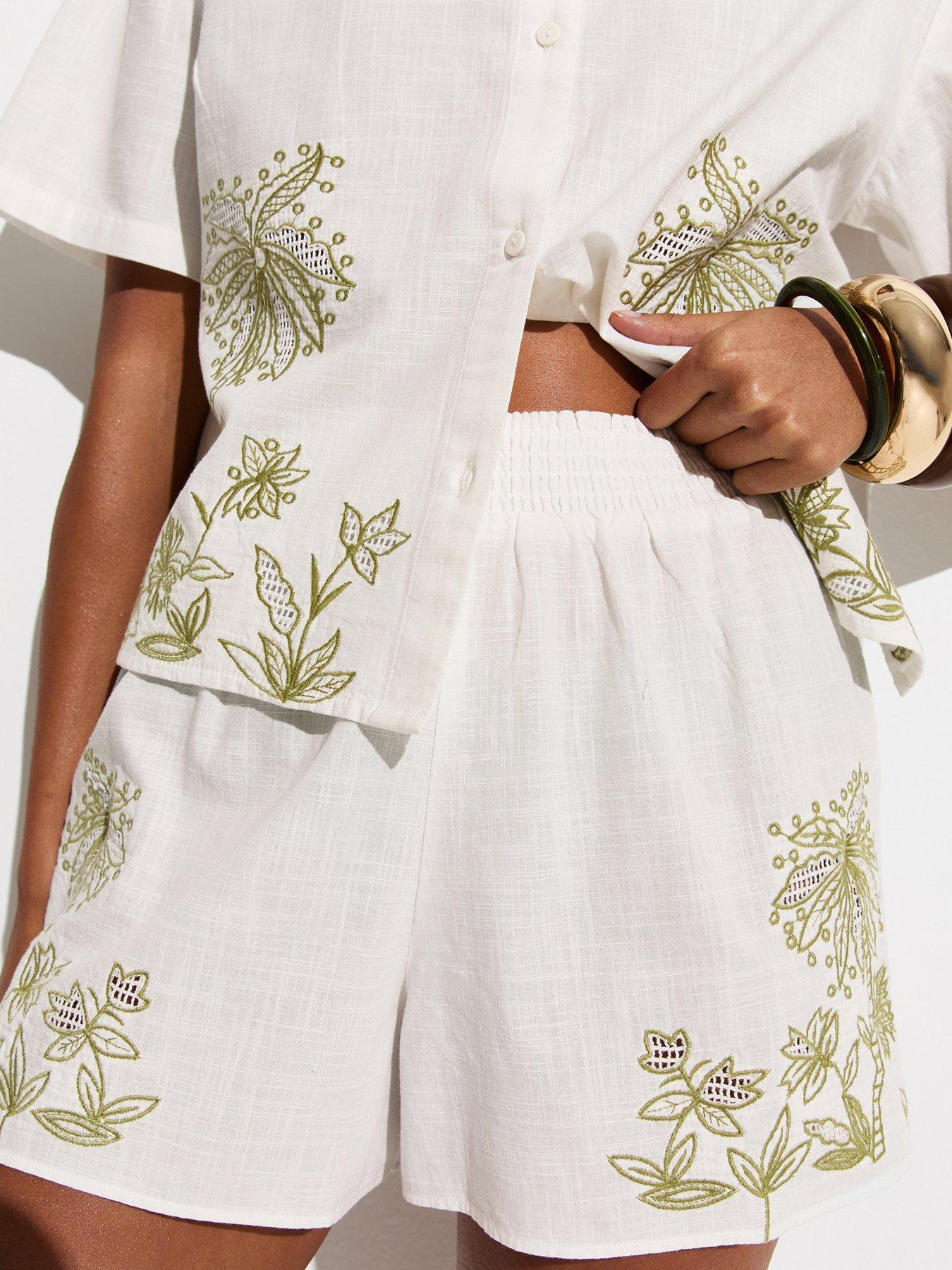 New Look White Palm Embroidered Cotton Co-ord Beach Shorts