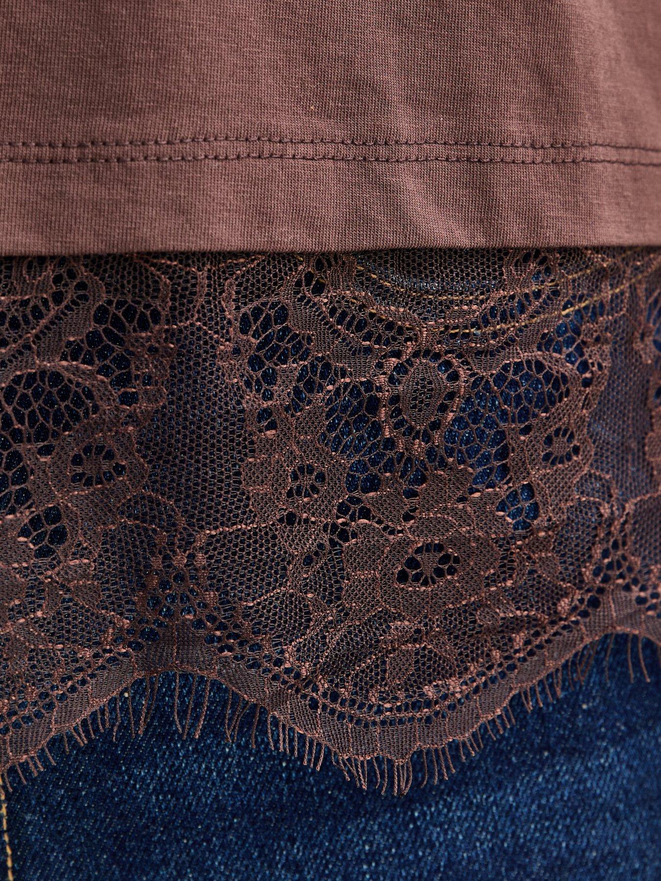 Image 5 of 5 of New Look Lace Hem Boxy T-Shirt - Brown