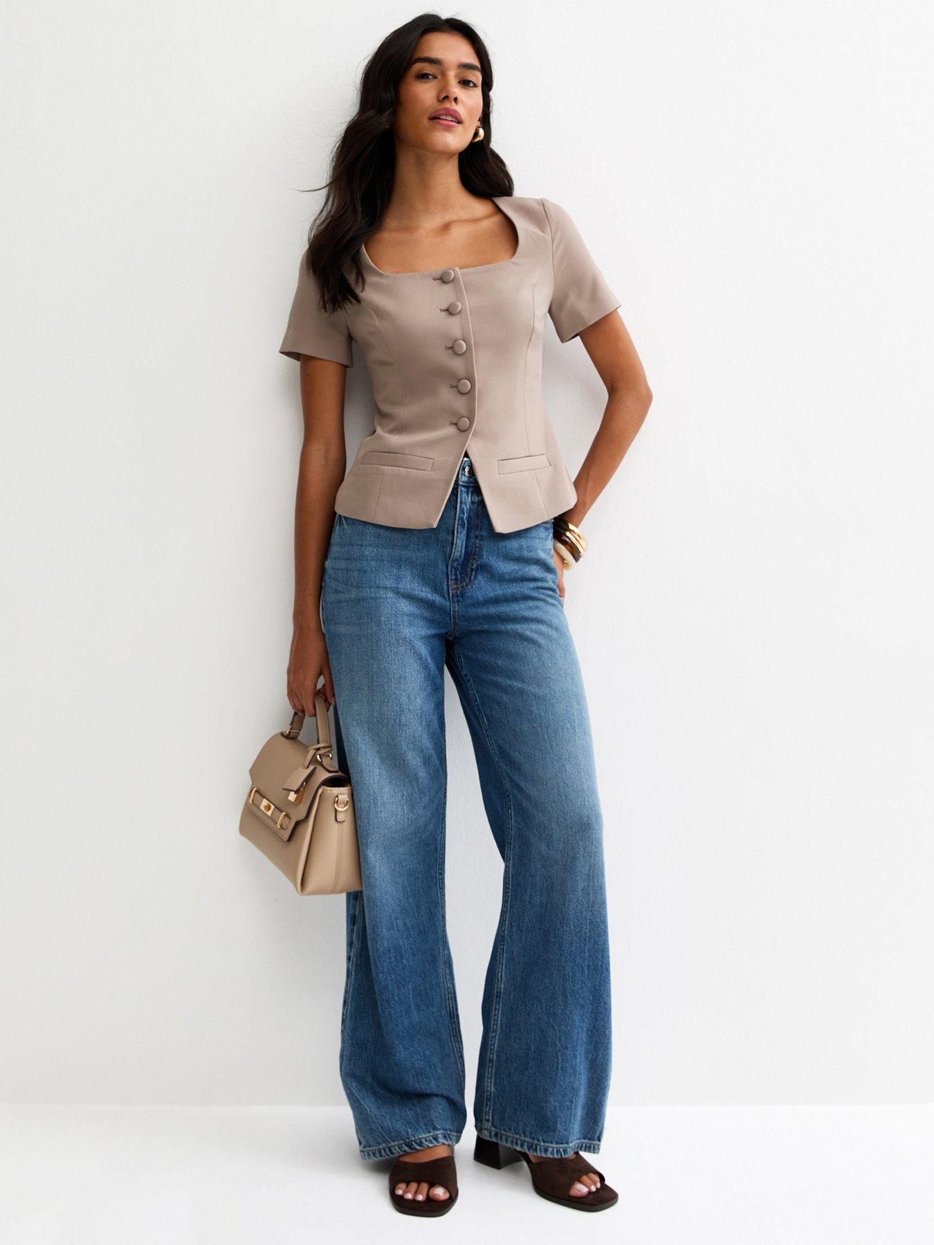 Image 3 of 5 of New Look Mink Square Neck Short Sleeve Blazer