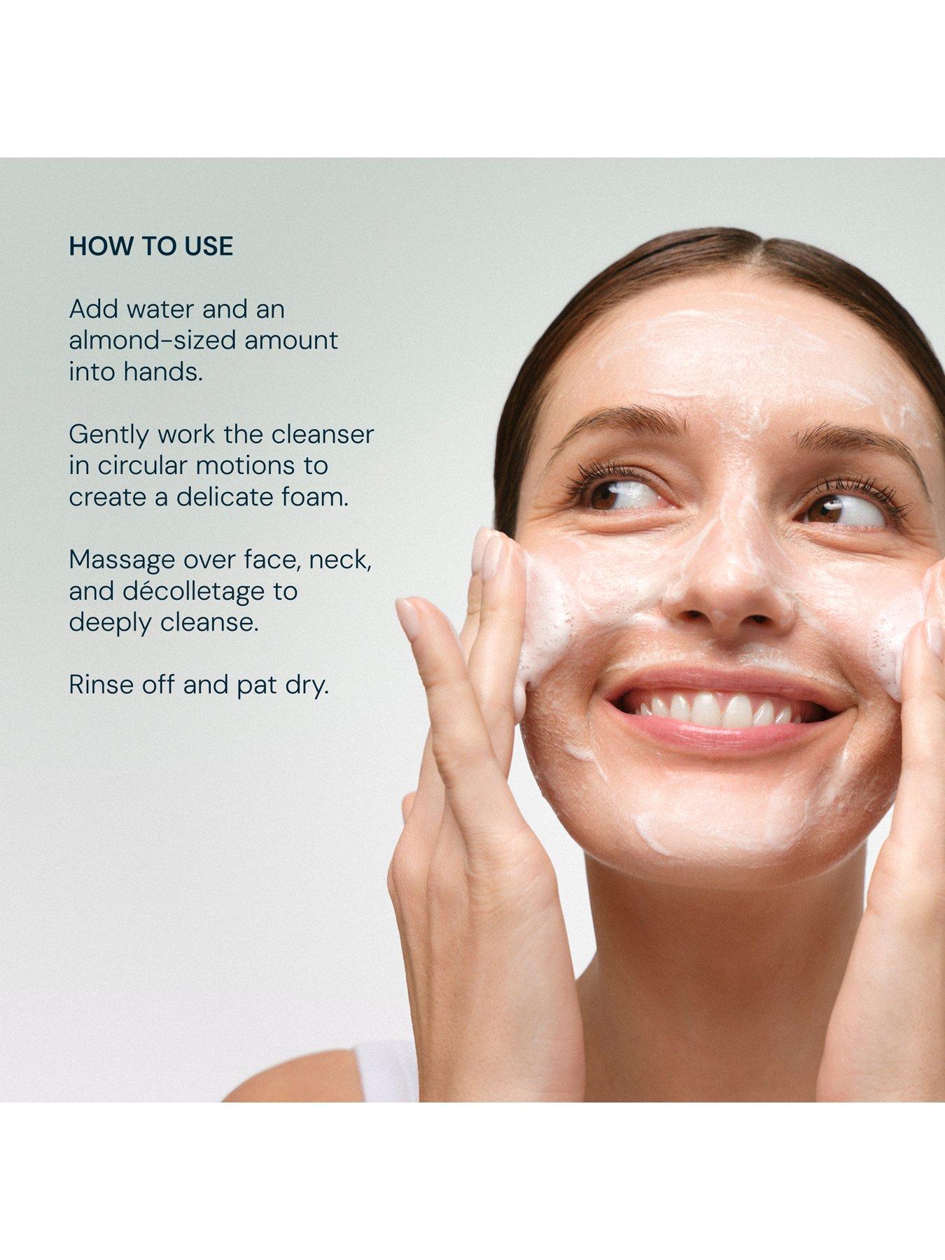Image 5 of 7 of Elemis Pro-Collagen Hydrating Cleansing Mousse 125ml