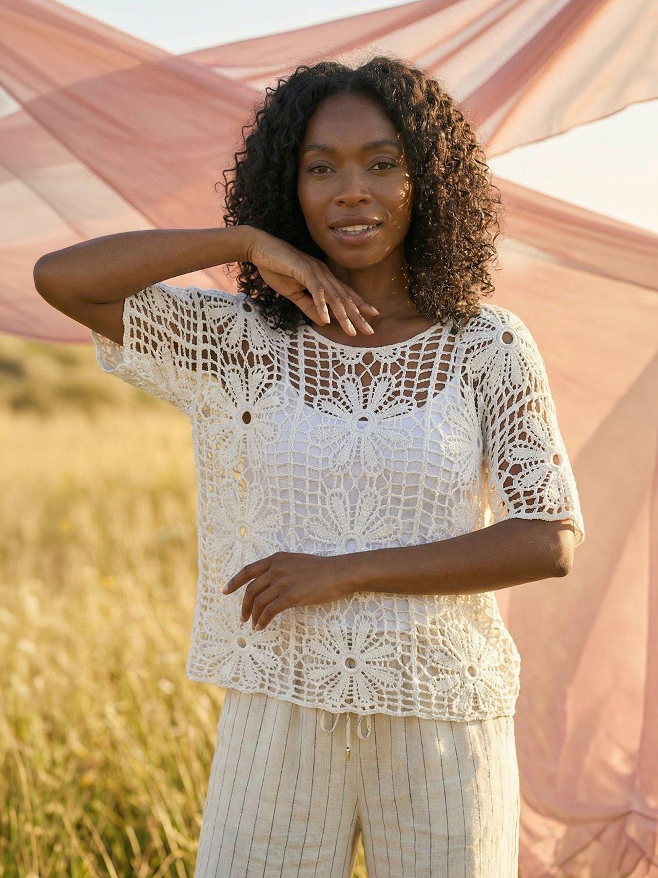 Roman Floral Crochet Knit Top