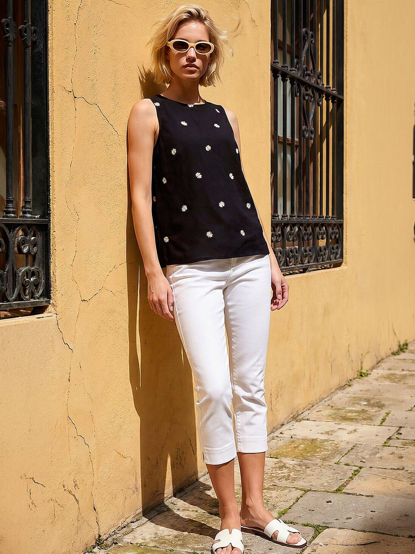 Image 3 of 5 of Roman Daisy Embroidered Vest - Black