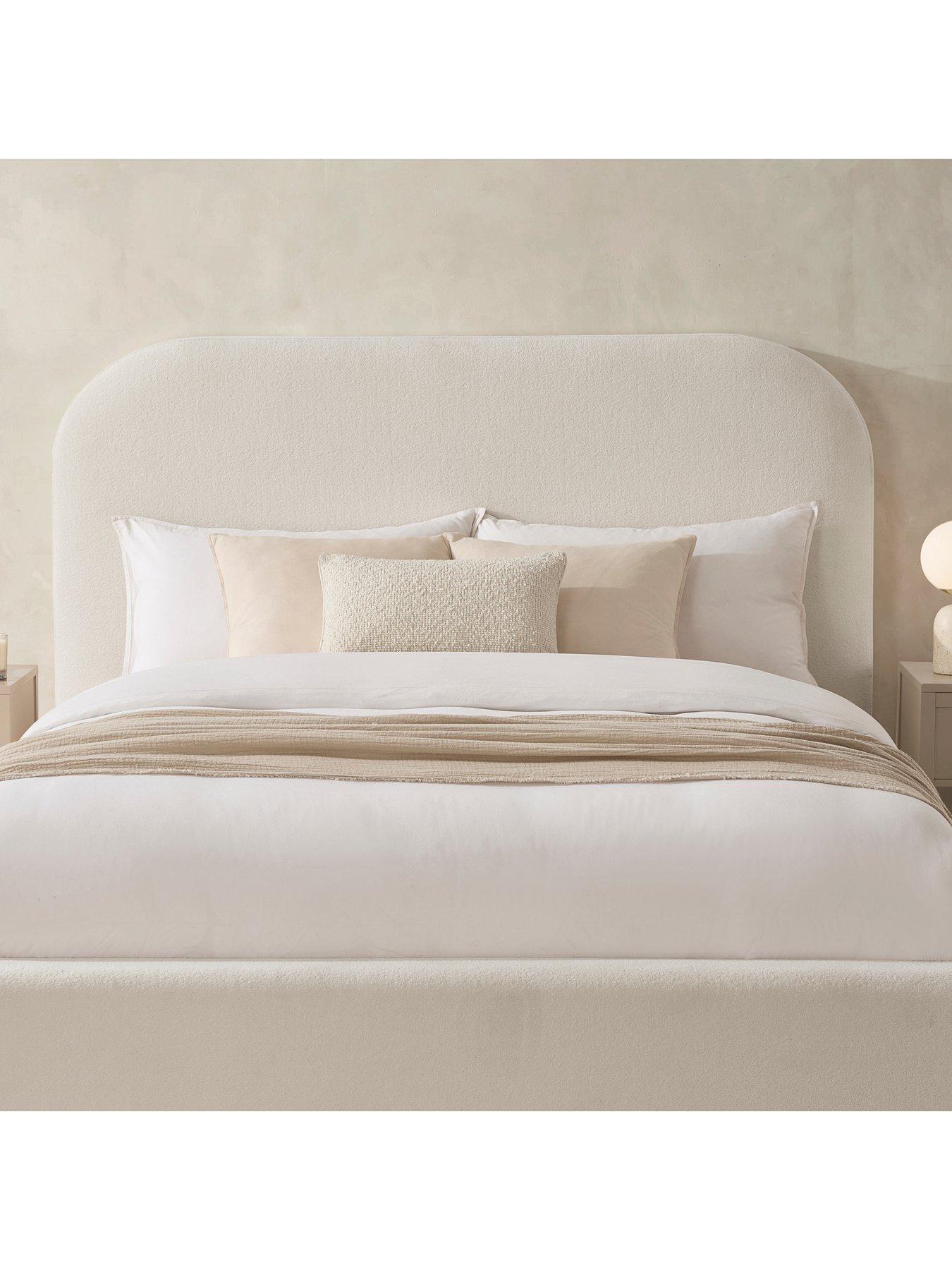 Image 4 of 7 of Dusk Aintree Ottoman Storage Bed&nbsp;- Teddy Cream