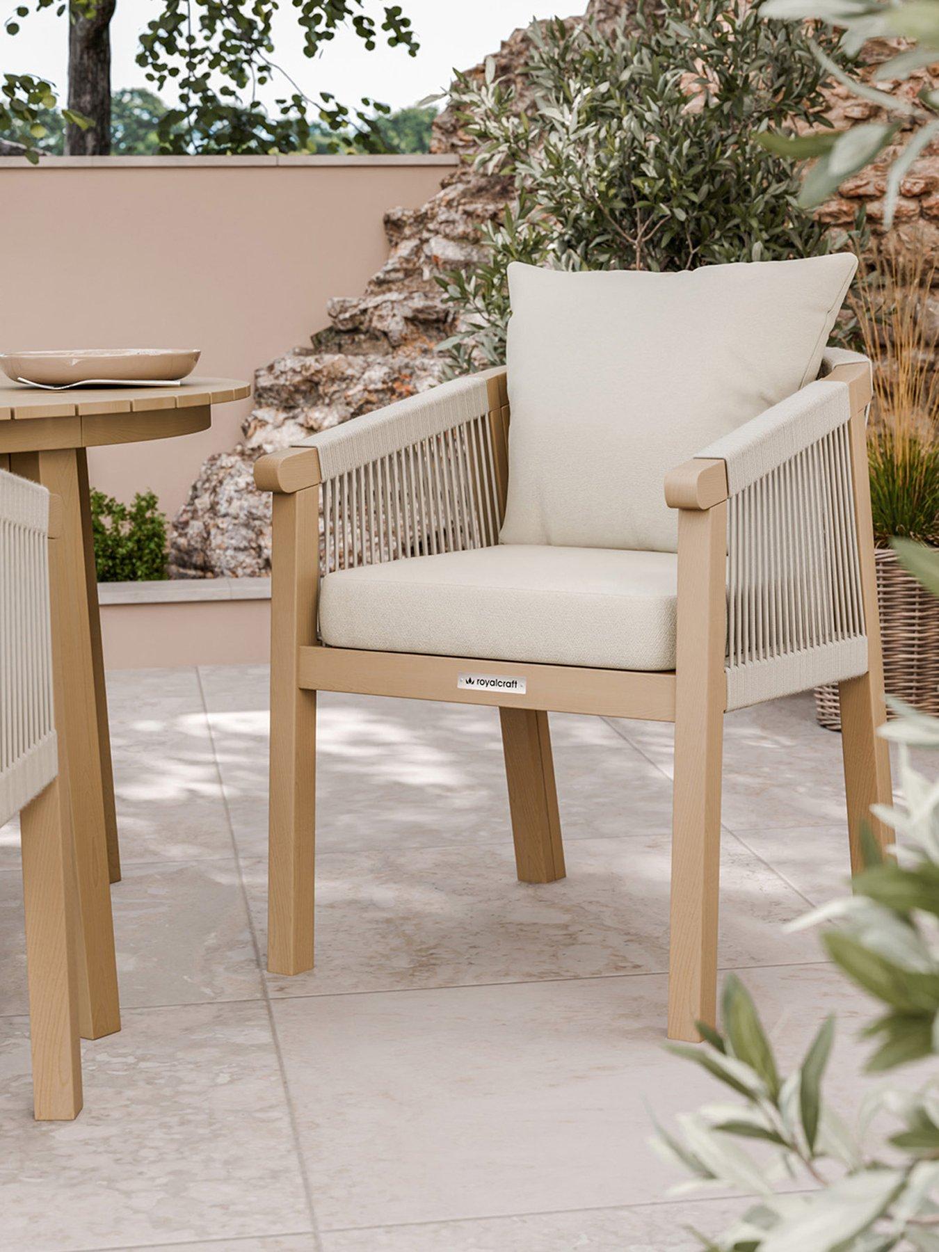 Image 4 of 7 of Royalcraft Roma 4-Seater Round Sunray Table&nbsp;with Terrazzo and 4&nbsp;Chairs