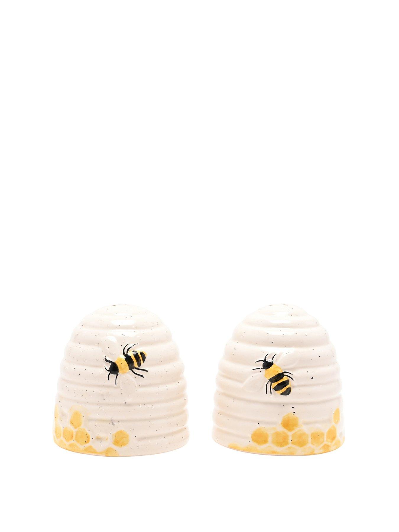 Image 1 of 3 of Hestia Bee Hive Salt &amp; Pepper Pot Set
