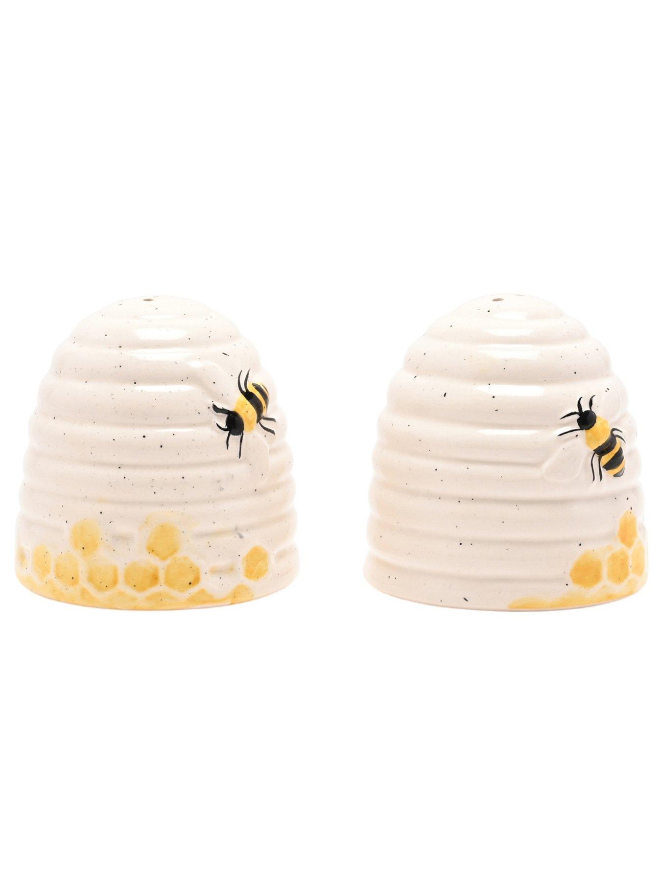 Image 2 of 3 of Hestia Bee Hive Salt &amp; Pepper Pot Set