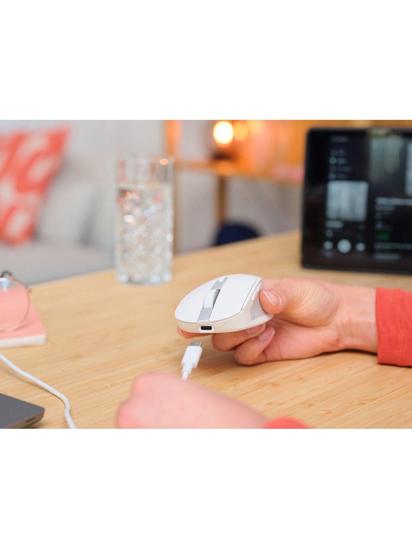 Image 7 of 8 of Trust Ozaa Compact Multi-Device Wireless Mouse with silent Click - White