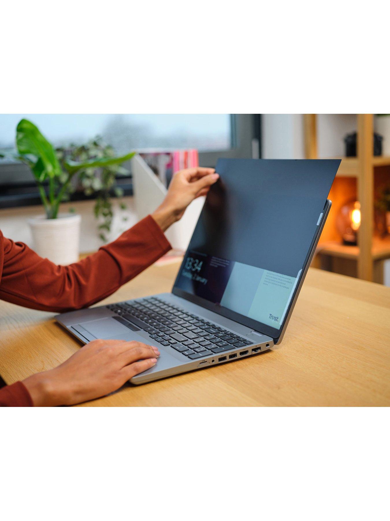 Image 6 of 7 of Trust Primo Privacy Filter for 15.6-Inch Laptop Screen