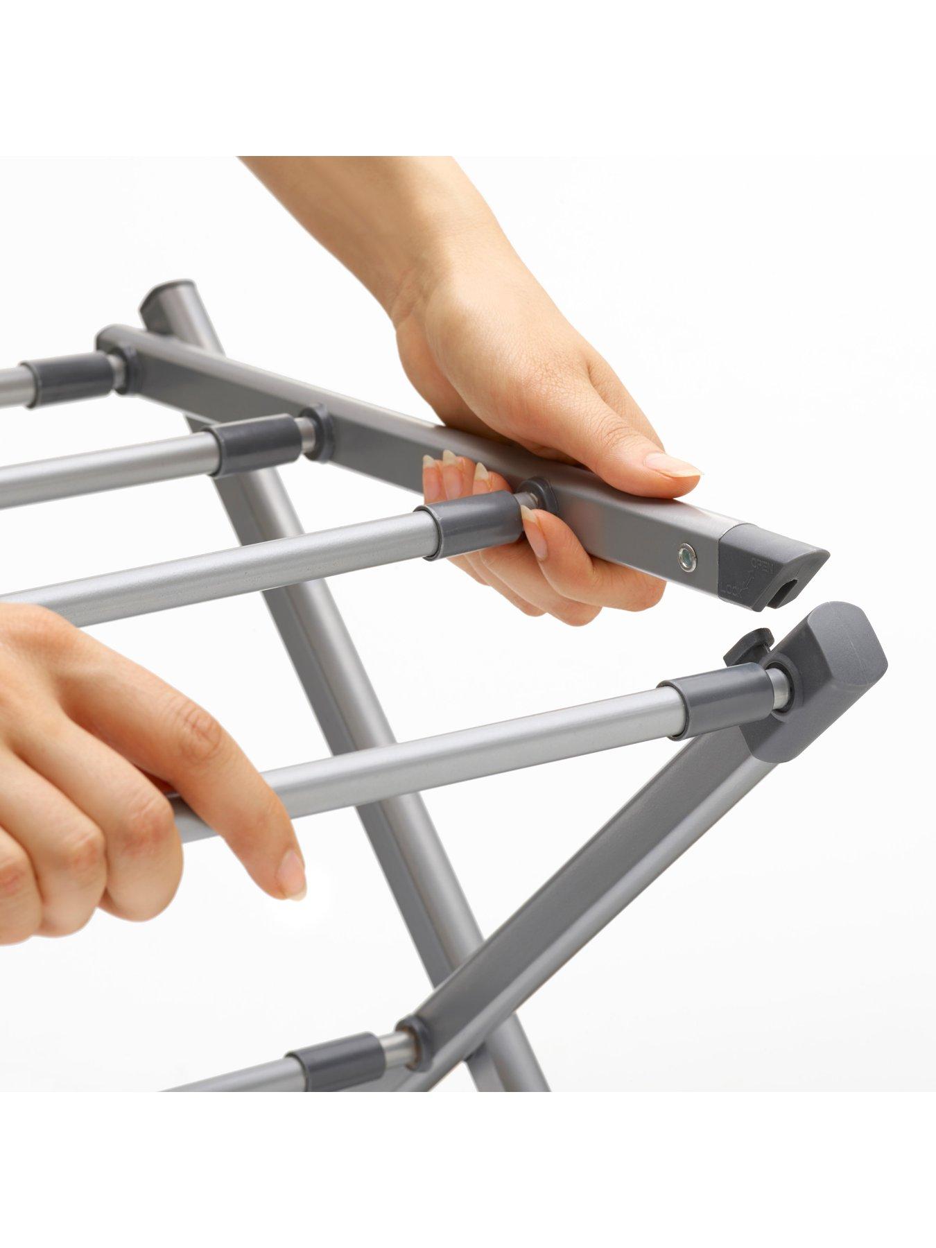 Image 3 of 6 of Black & Decker B+d Extendable Compact Airer Grey