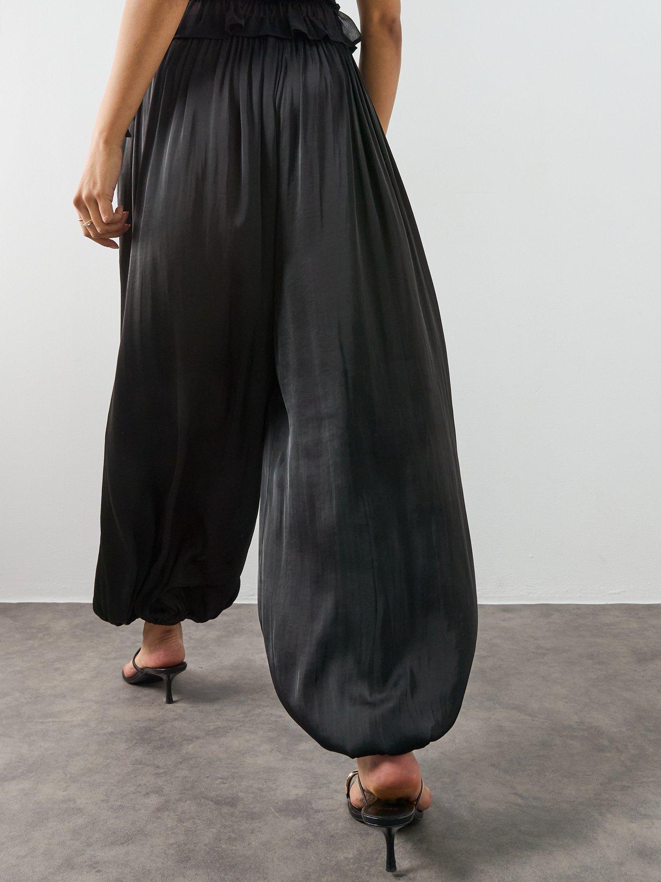 Image 2 of 6 of AllSaints Eshe Trouser - Black