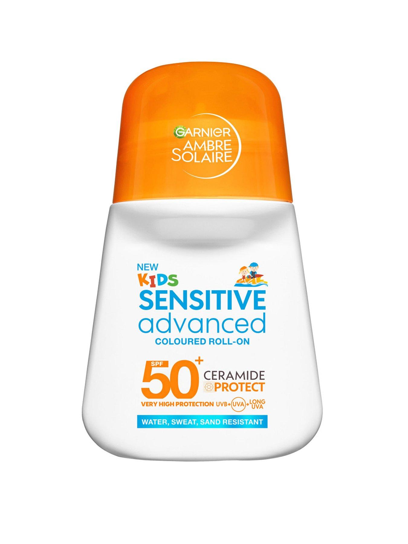 Garnier Garnier Ambre Solaire Sensitive Advanced kids colored roll-on SPF 50+