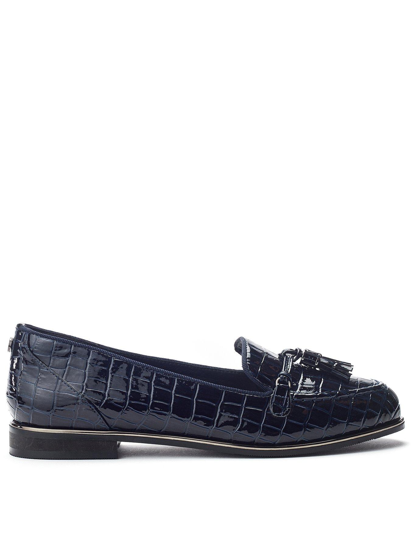 Moda In Pelle Erinn Navy Patent Mocc Croc Flat Tassel Loafer
