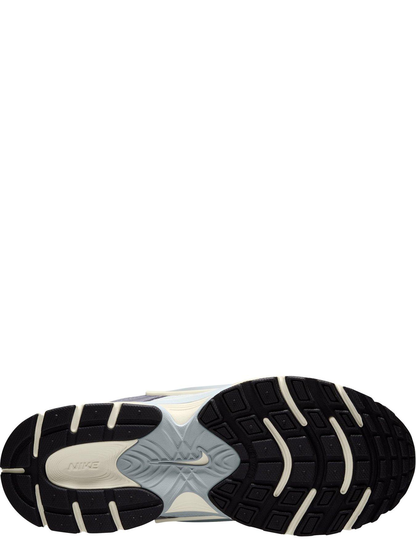 Image 3 of 4 of Nike Womens V5 Rnr Lace-Up Low-Top Trainers - Silver