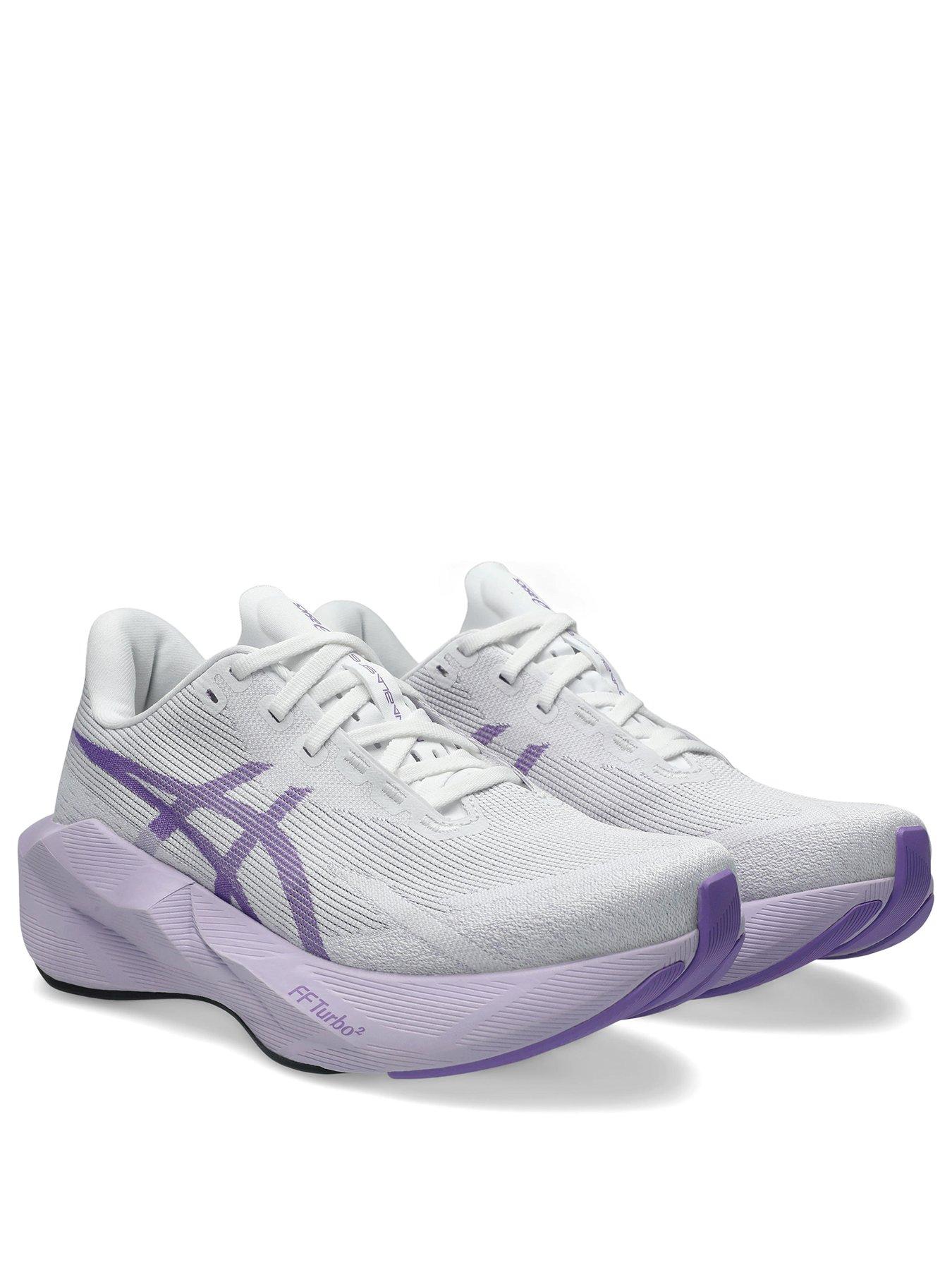 Image 2 of 7 of Asics Novablast 6 Running Trainers - White