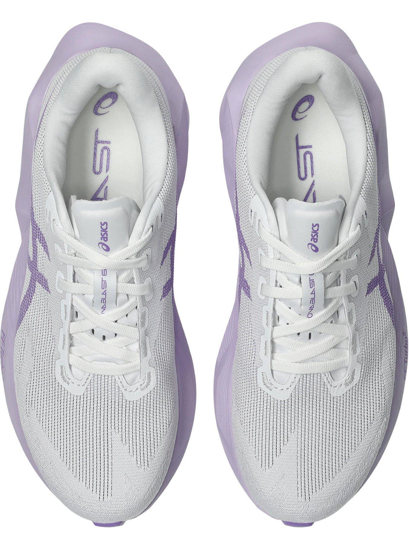Image 4 of 7 of Asics Novablast 6 Running Trainers - White