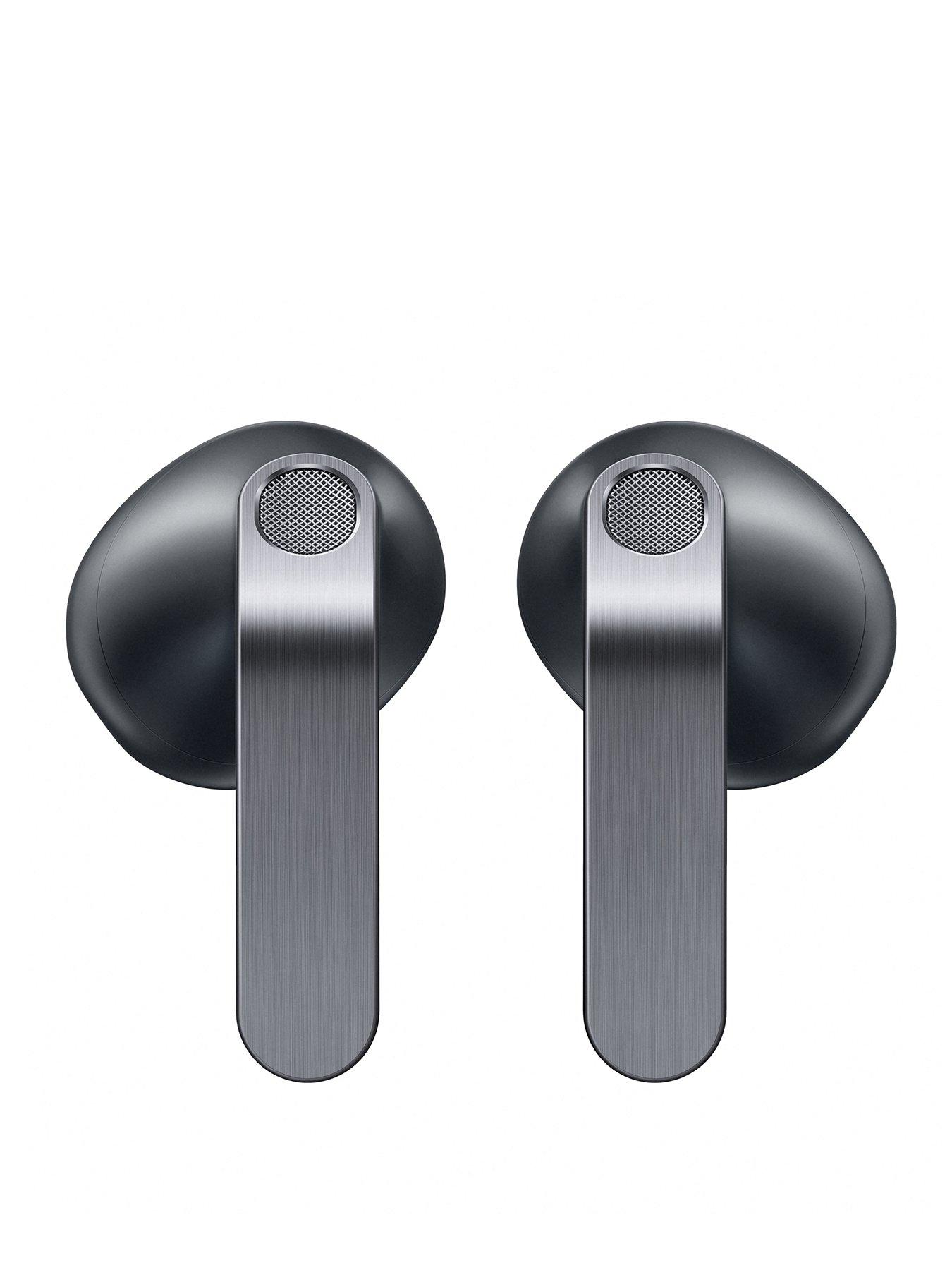 Samsung Galaxy Buds4 with Galaxy AI