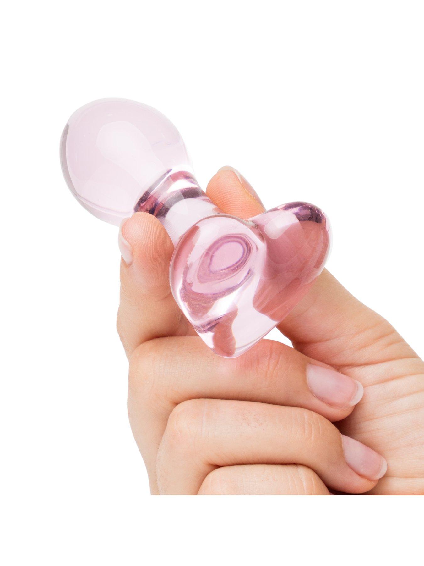 Image 5 of 7 of Lovehoney Small Heart Sensual Glass Butt Plug