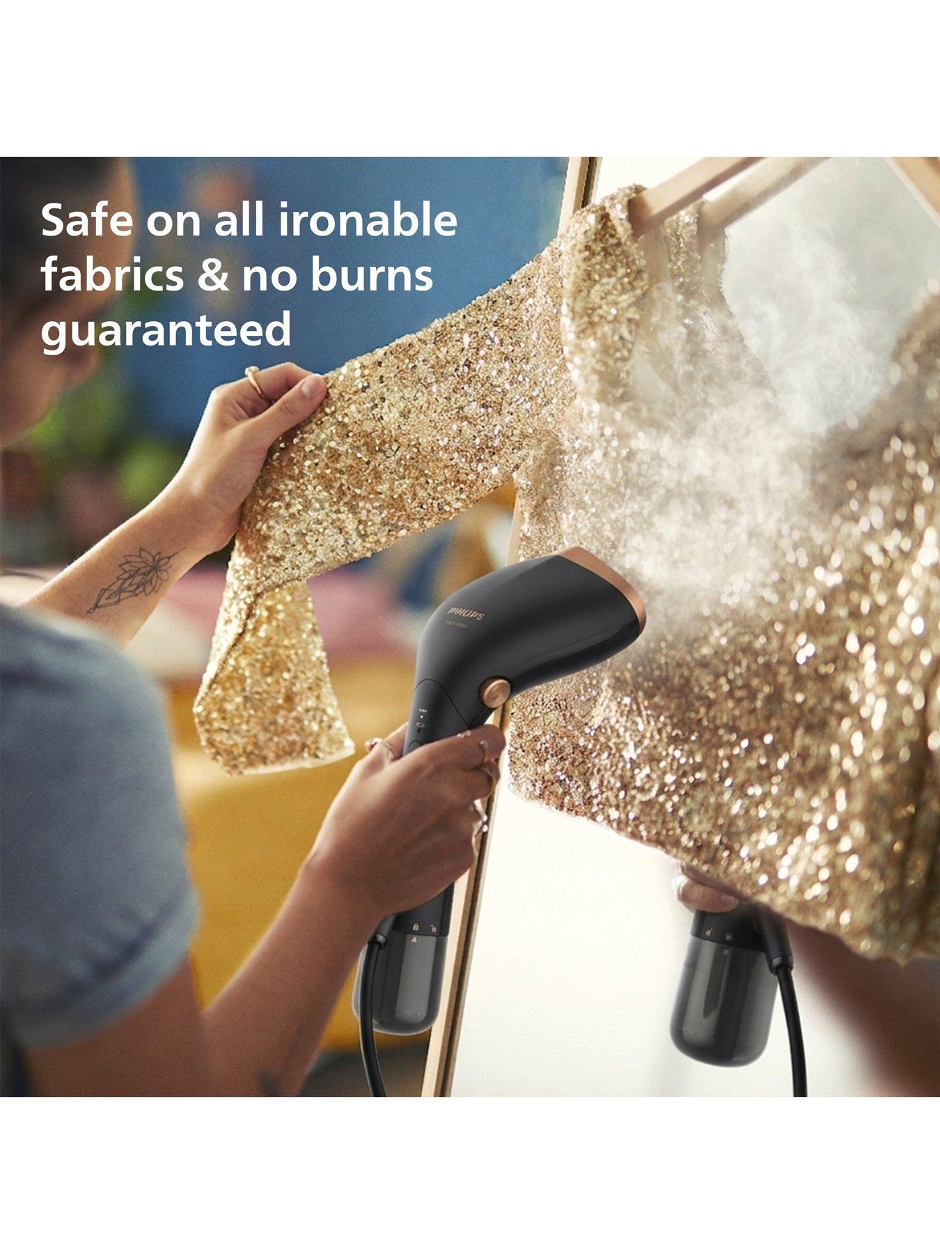 Image 5 of 7 of Philips 7000 Series Handheld Steamer