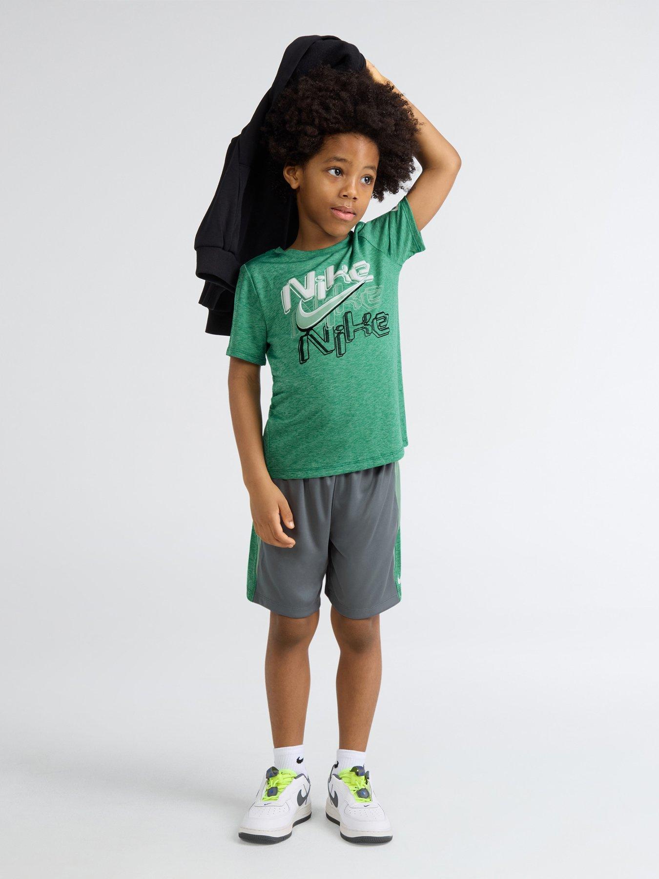 Image 4 of 7 of Nike Younger Boys Dropset Icon Shorts and T-Shirt Set - Grey/Green