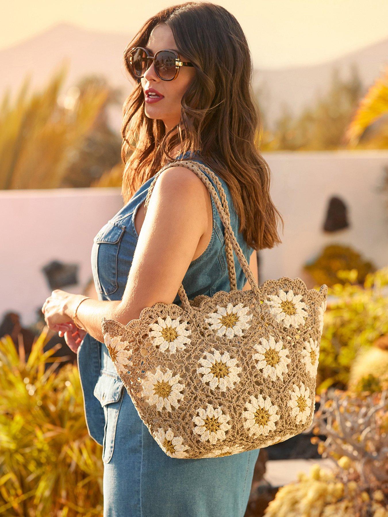 Image 2 of 5 of Joe Browns Daisy's Crochet Handbag