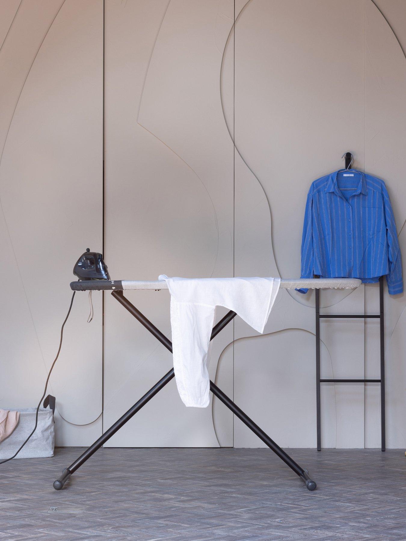 Image 3 of 8 of Brabantia Steam &amp; Ironing Board, D 135x45 Cm, Hrpz