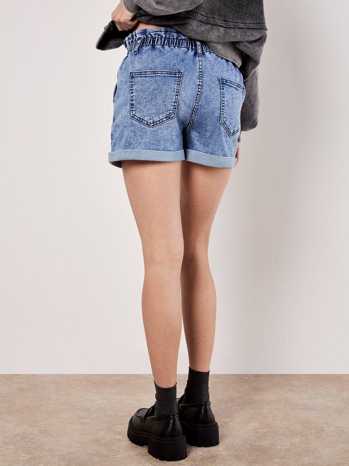 Image 2 of 5 of Apricot Denim Ruch Waist Turn Up Shorts