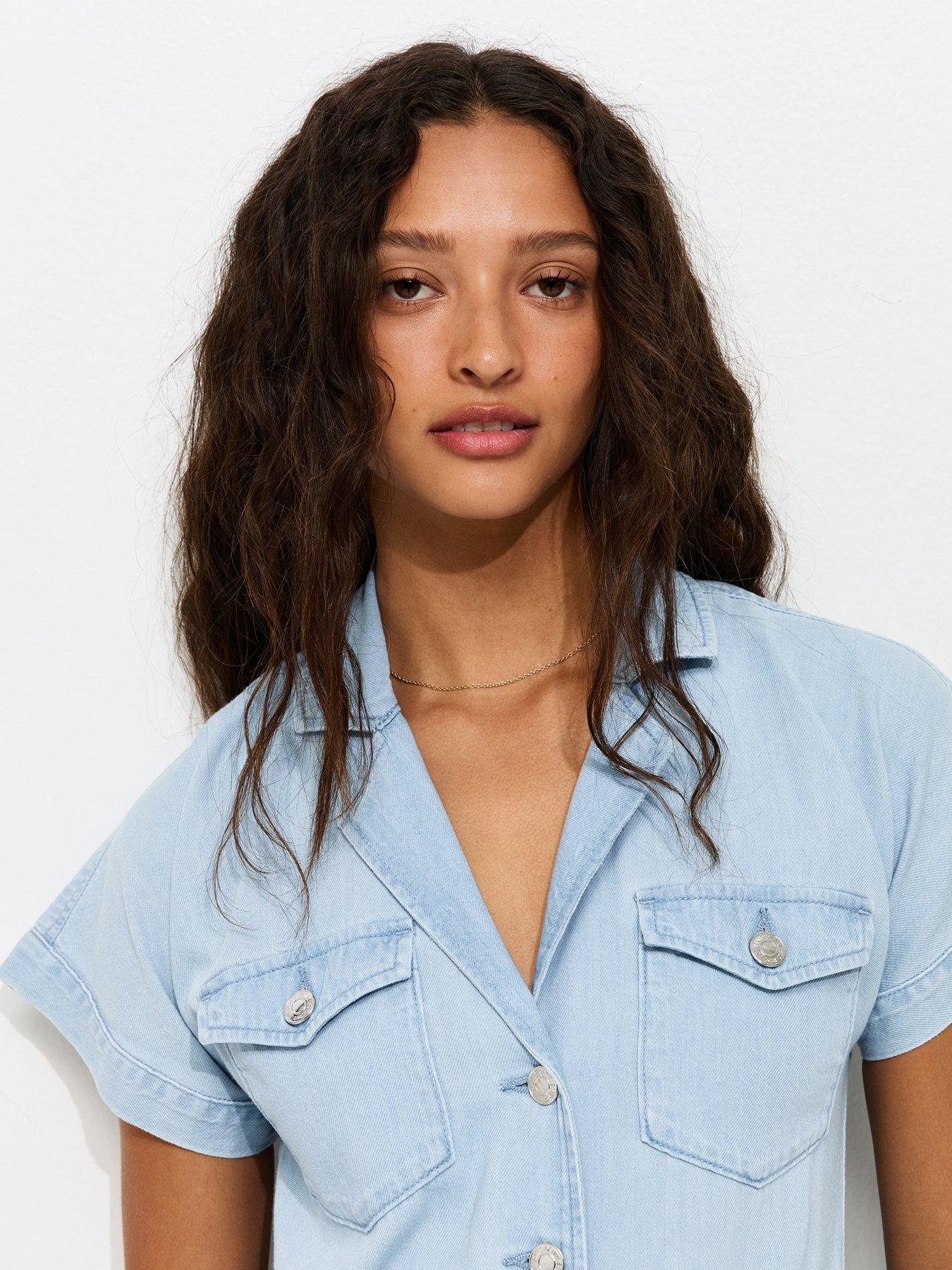 Image 4 of 5 of New Look Denim Short Sleeve Jumpsuit - Light Blue