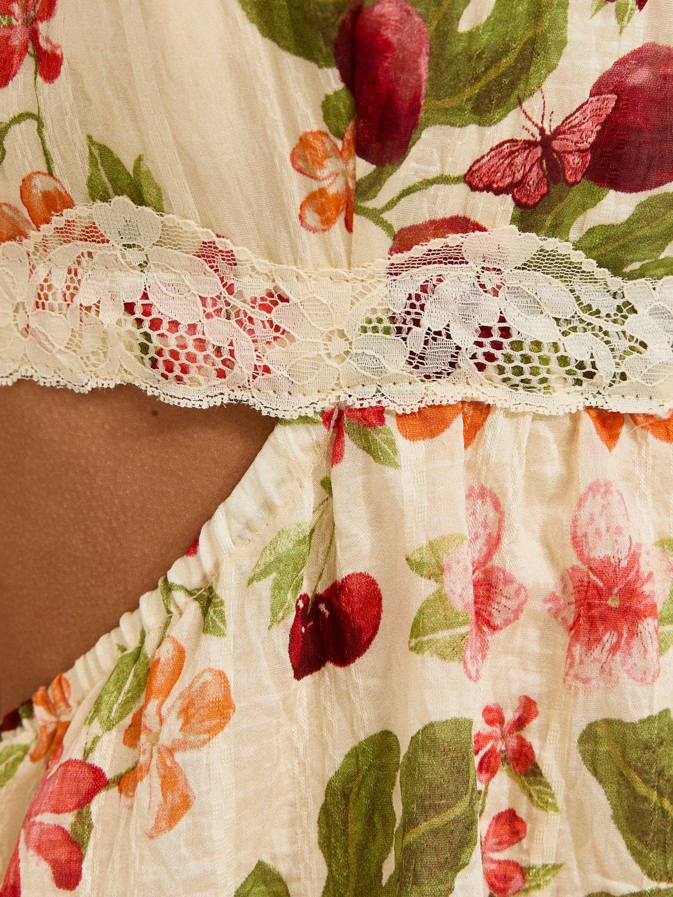 Image 5 of 5 of New Look Fruit Print Tiered Maxi Dress - Cream
