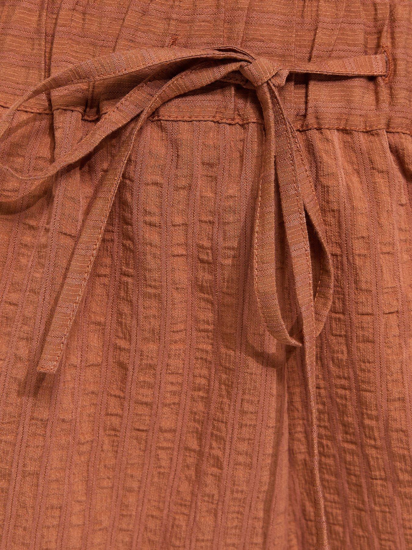 Image 5 of 5 of New Look Seersucker Ruffle Shorts - Burnt Orange
