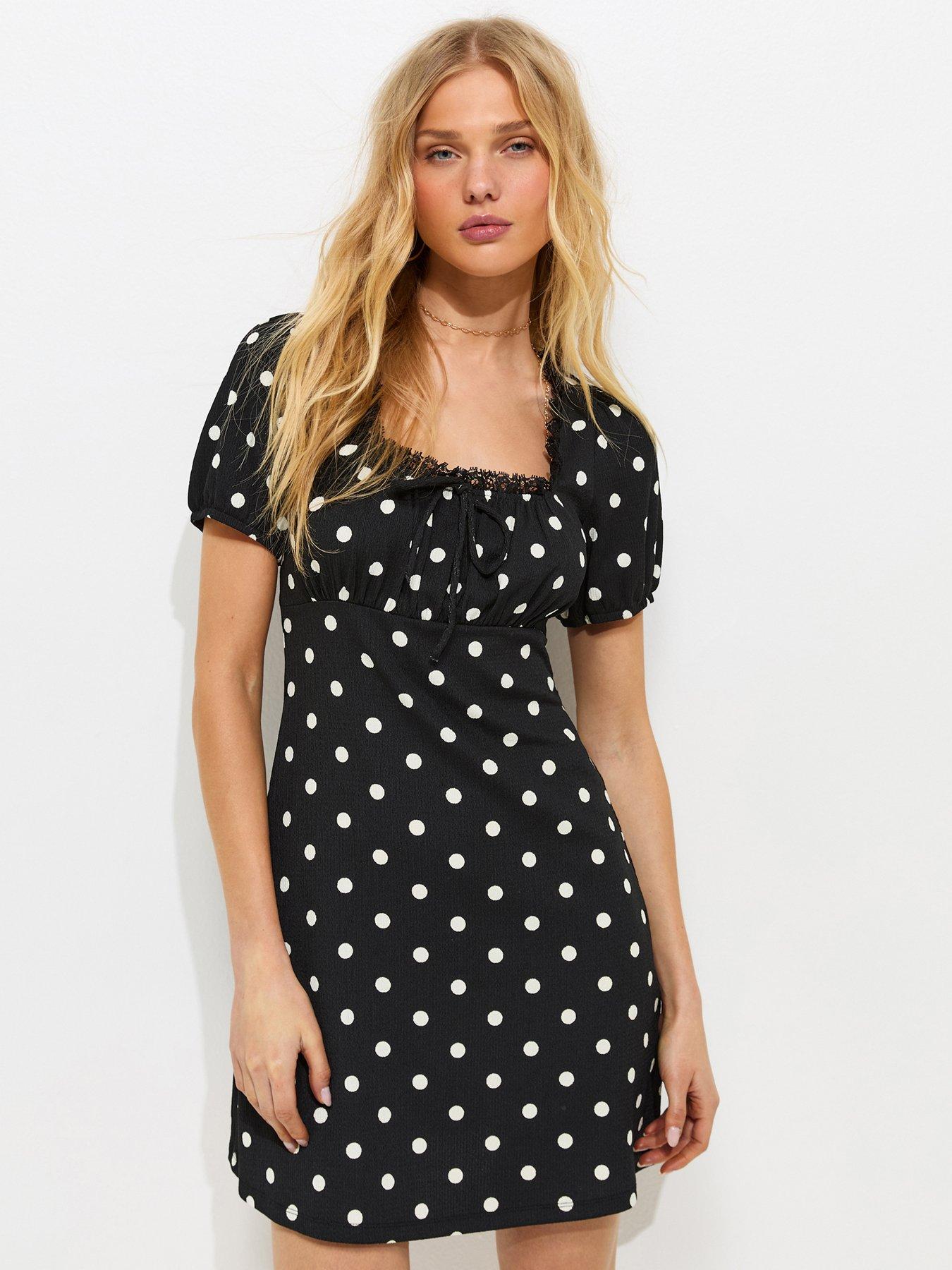 black mini tutu dress SOMETHING SLIGHT TULLE MINI DRESS – AKIRA