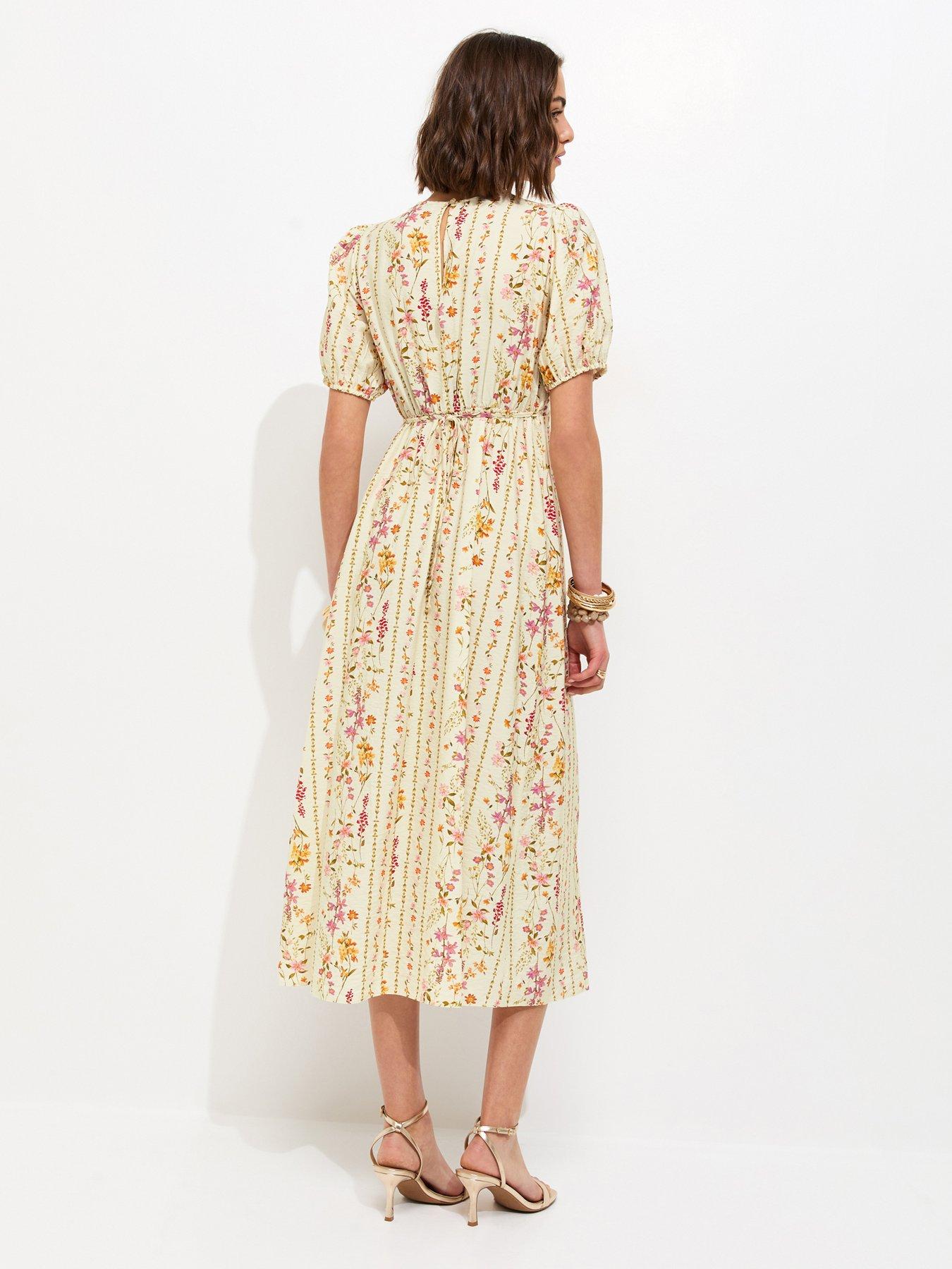 Image 2 of 5 of New Look Ditsy Carol Midi - Cream